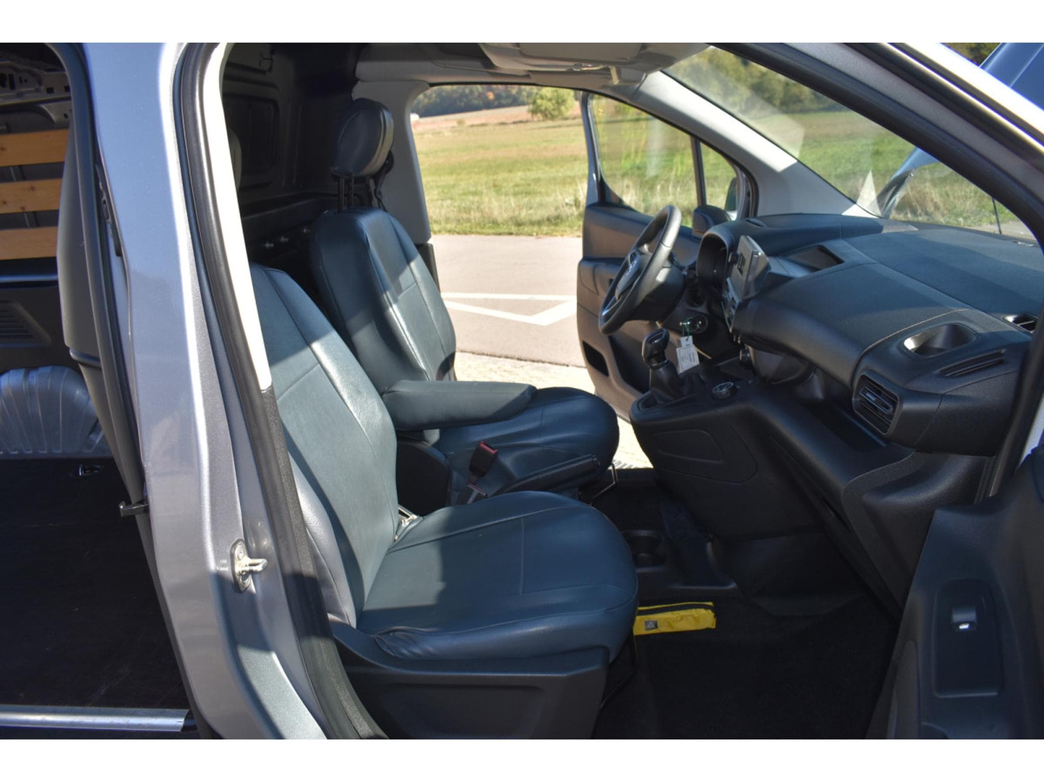 Opel Combo 1,5 DCi Clim (2020) - Photo 9