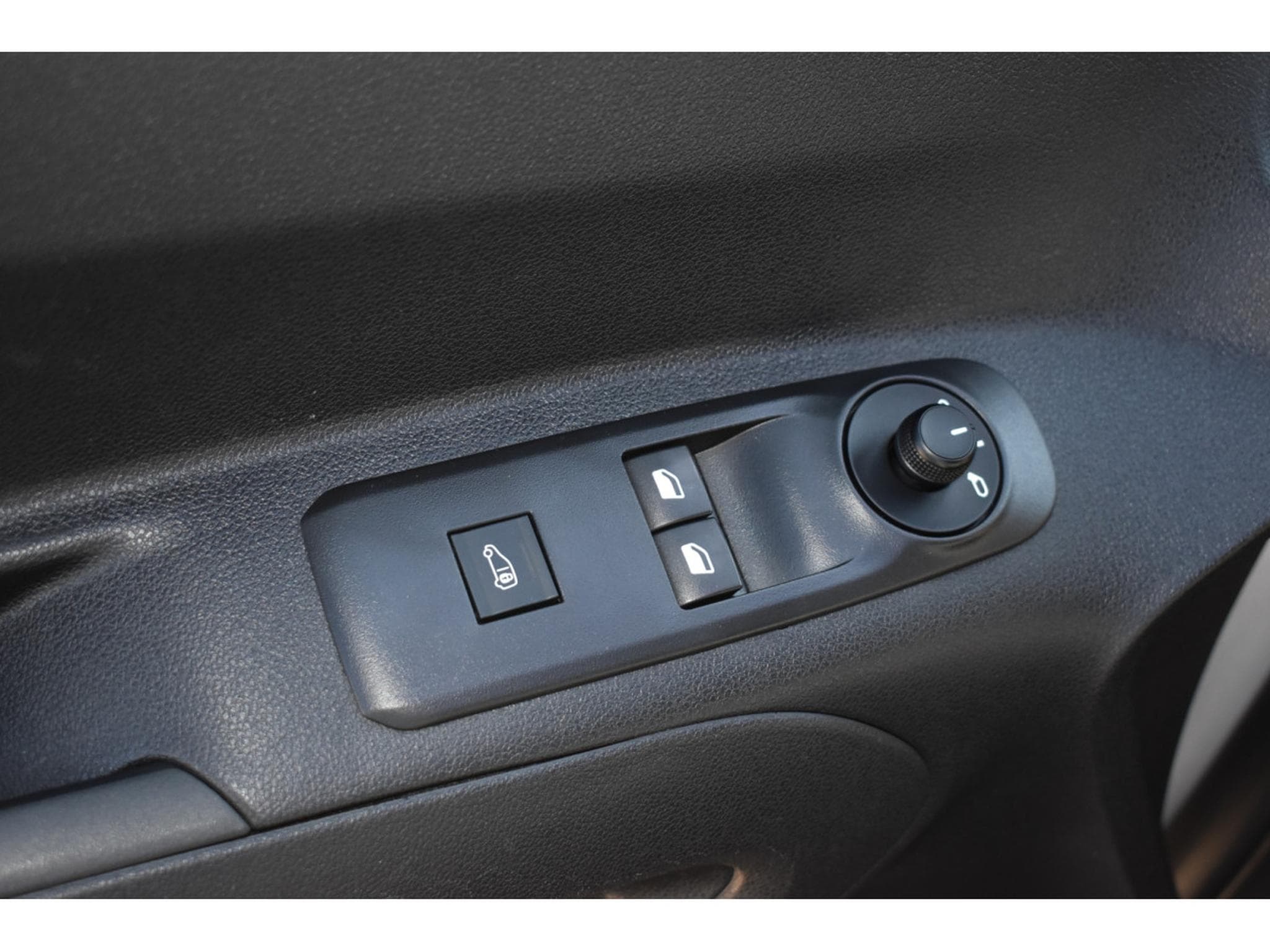 Opel Combo 1,5 DCi Clim (2020) - Photo 12