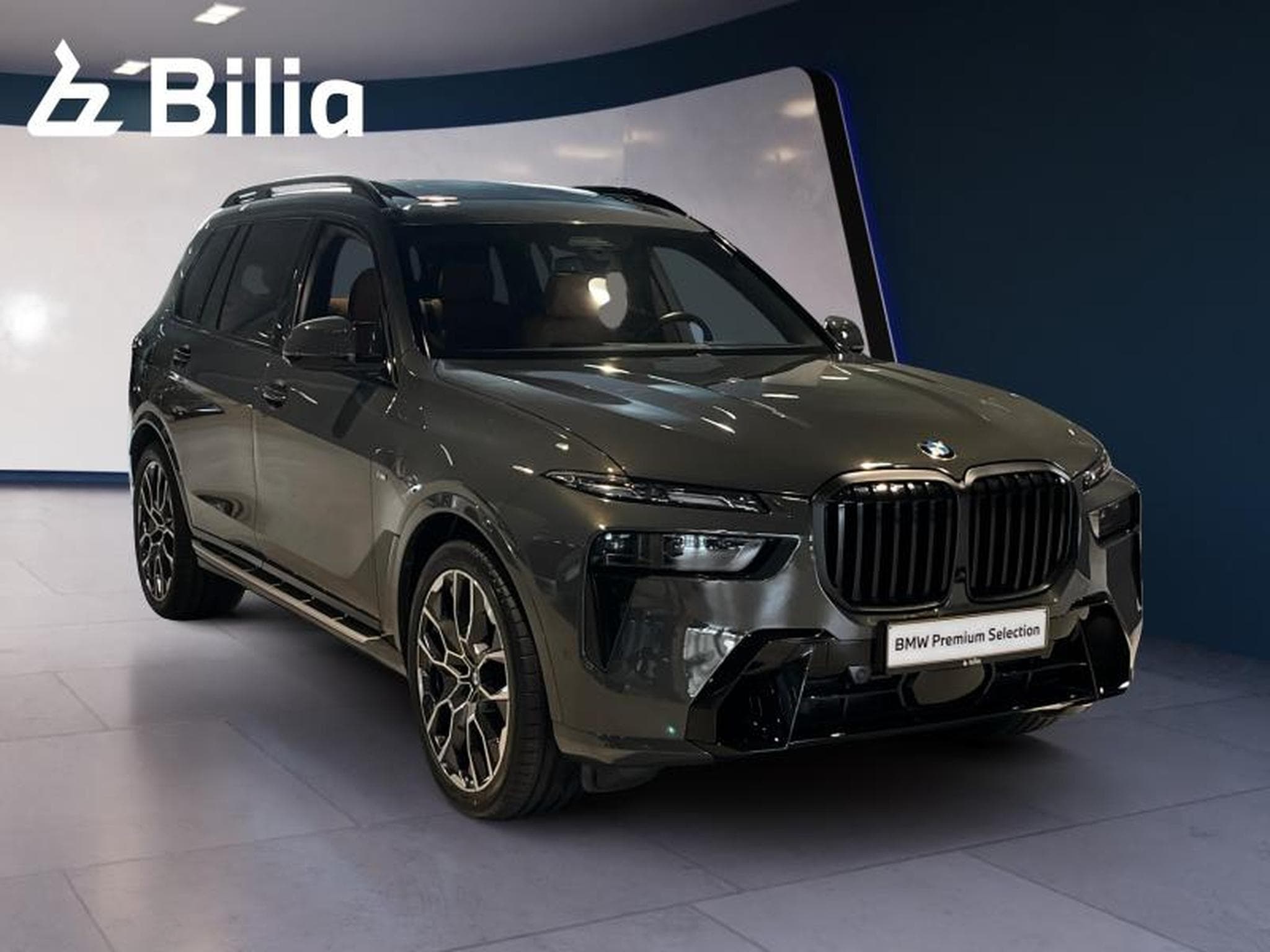 BMW X7 X7 xDrive40d M Sport (2024) - Foto 17