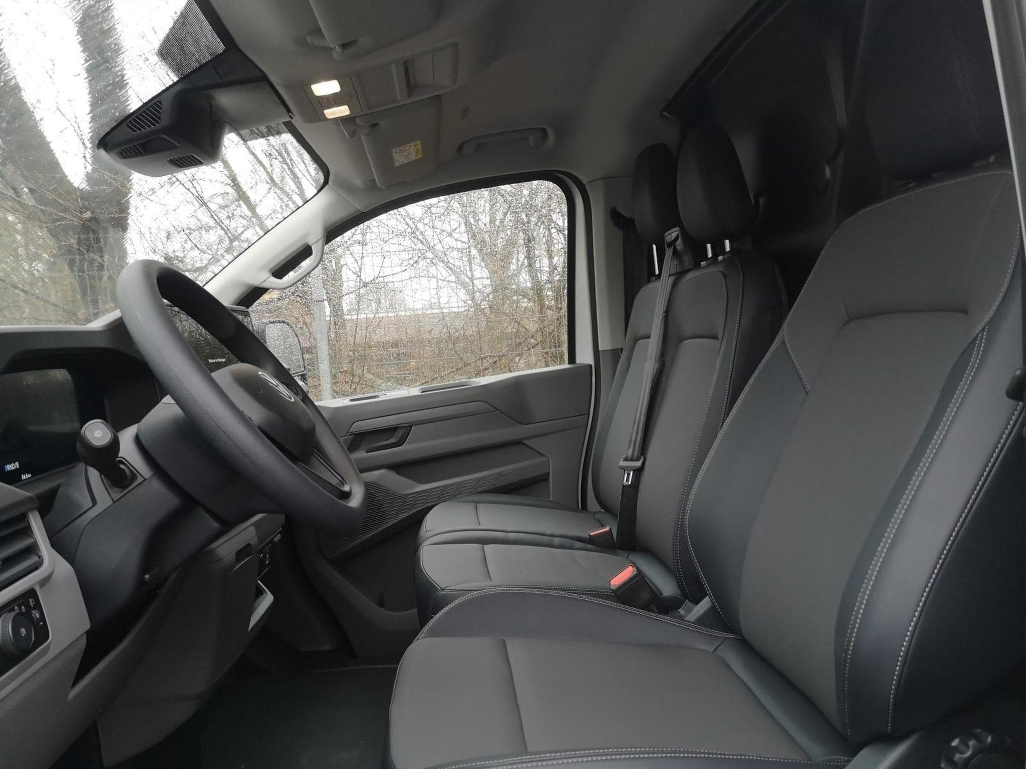 VW e-Transporter Kasten BEV 100 kW RWD KR (2026) - Photo 4