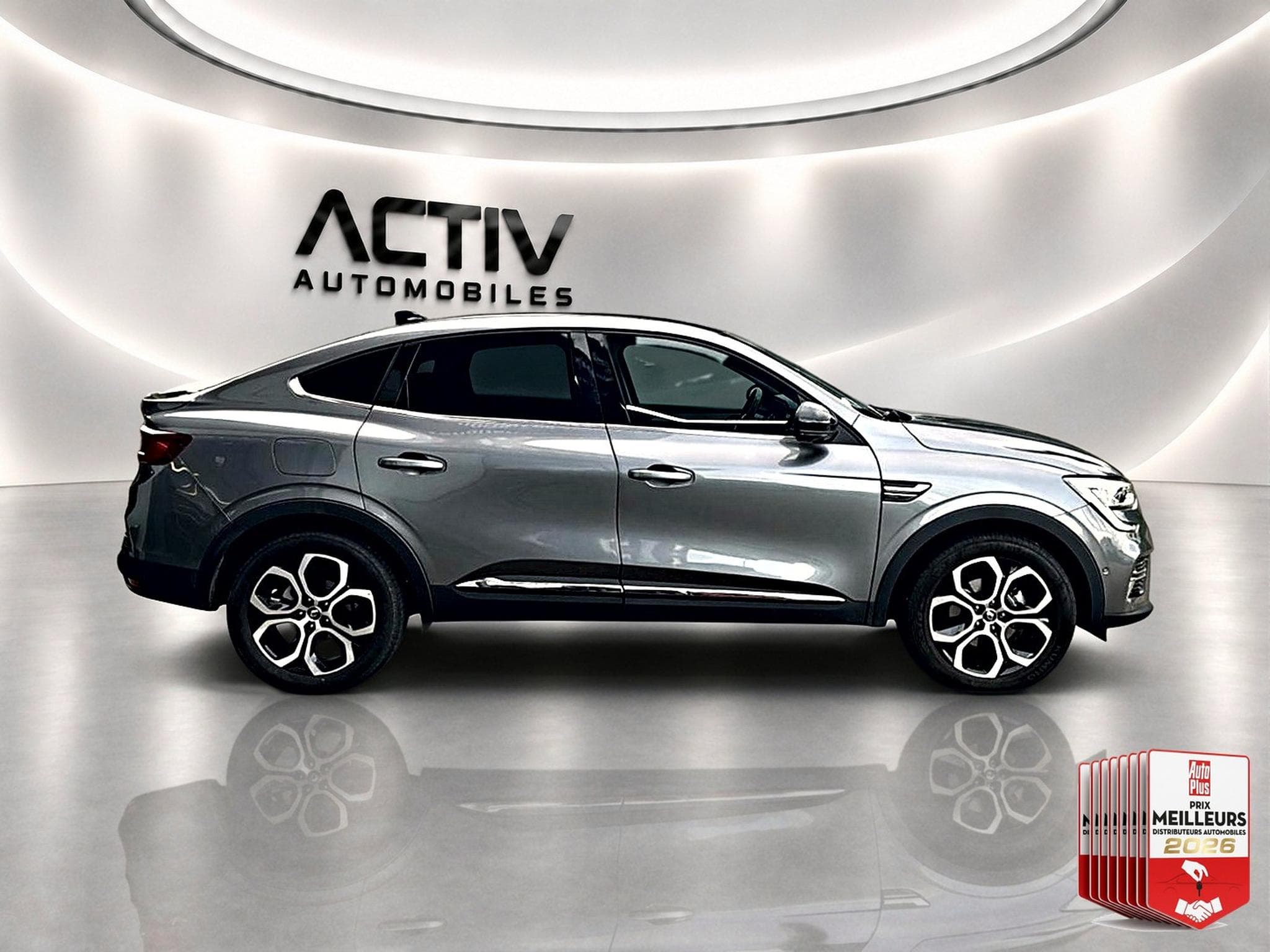 Renault ARKANA 1.6 E-TECH HYBRIDE 145 TECHNO (2022) - Foto 4