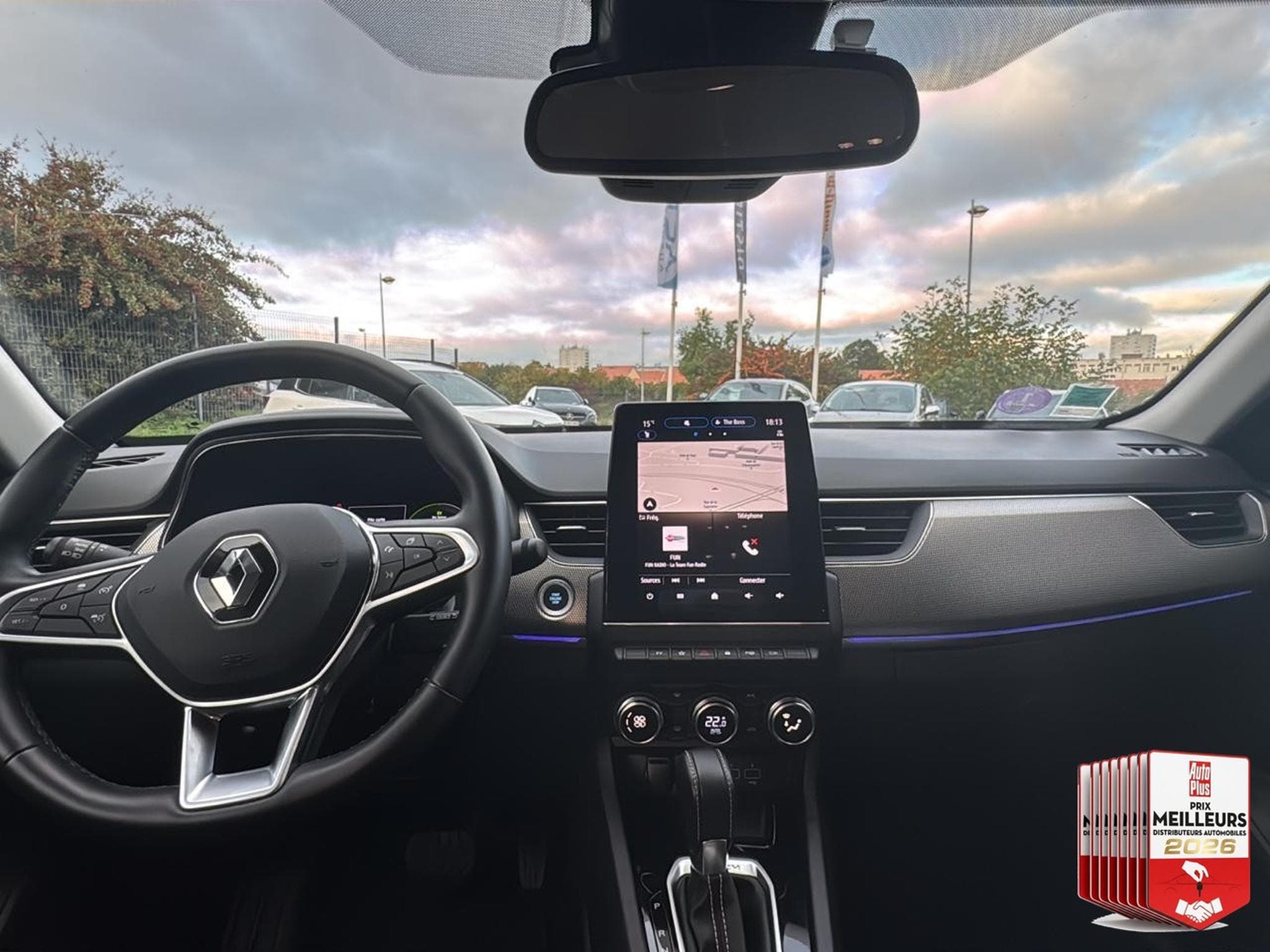 Renault ARKANA 1.6 E-TECH HYBRIDE 145 TECHNO (2022) - Foto 16