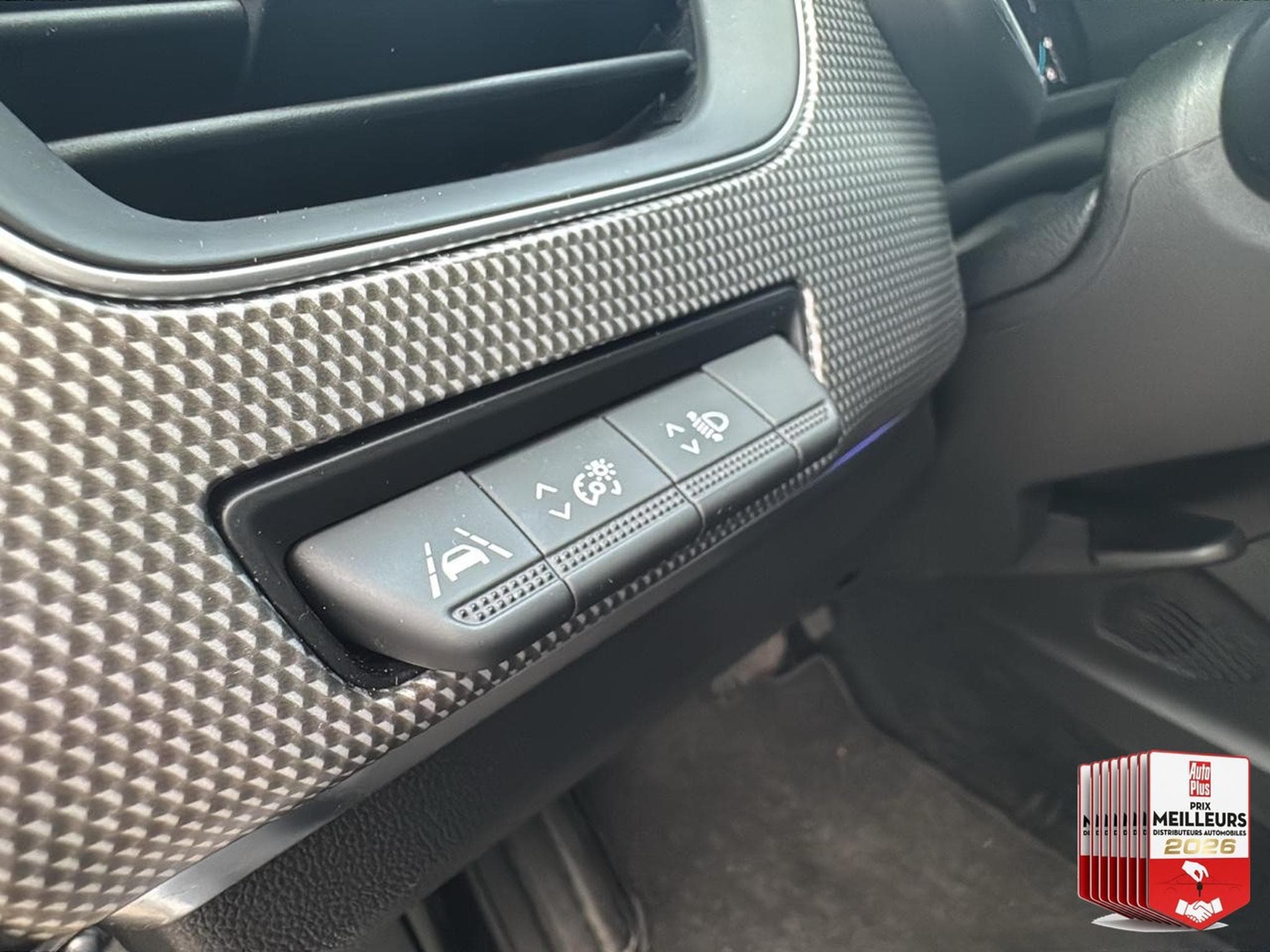 Renault ARKANA 1.6 E-TECH HYBRIDE 145 TECHNO (2022) - Foto 28