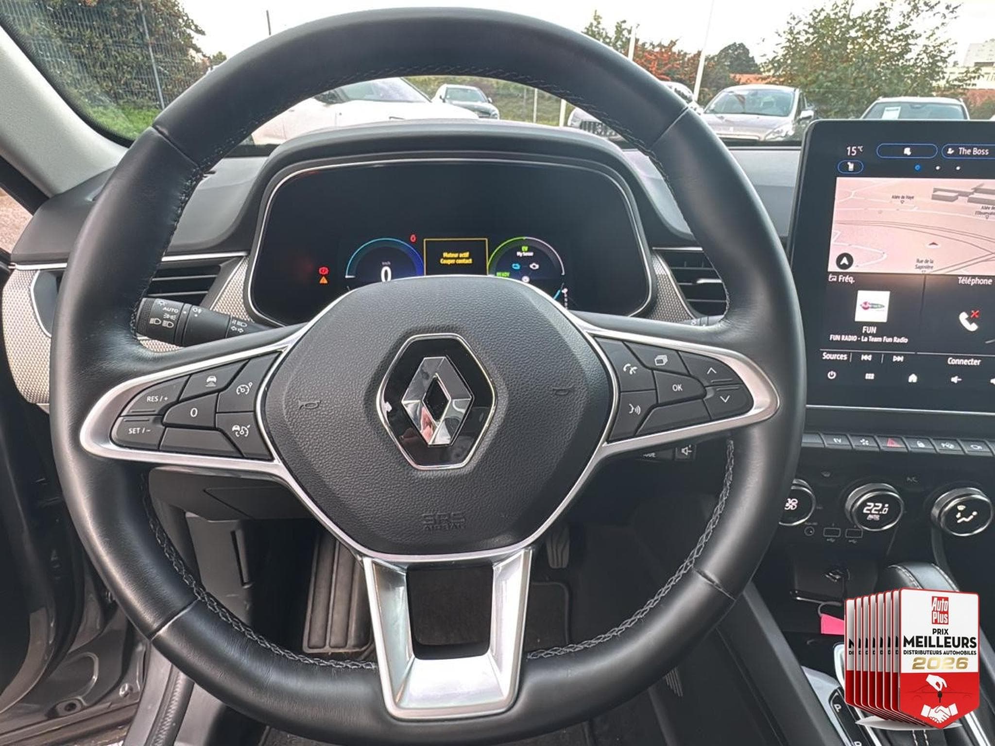 Renault ARKANA 1.6 E-TECH HYBRIDE 145 TECHNO (2022) - Foto 29