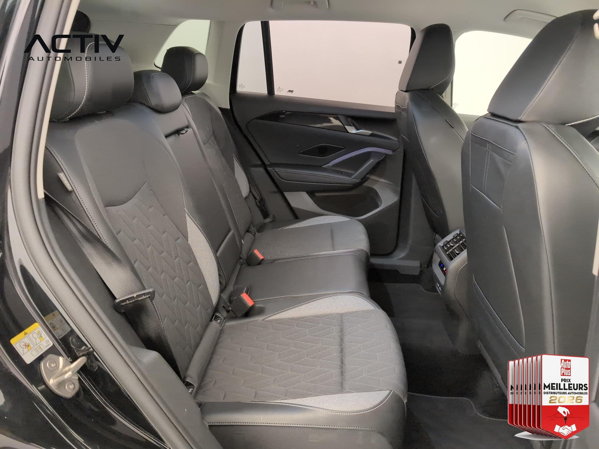 VW Tiguan 1.5 eTSI 131ch DSG7 VW Edition (2025) - Photo 10