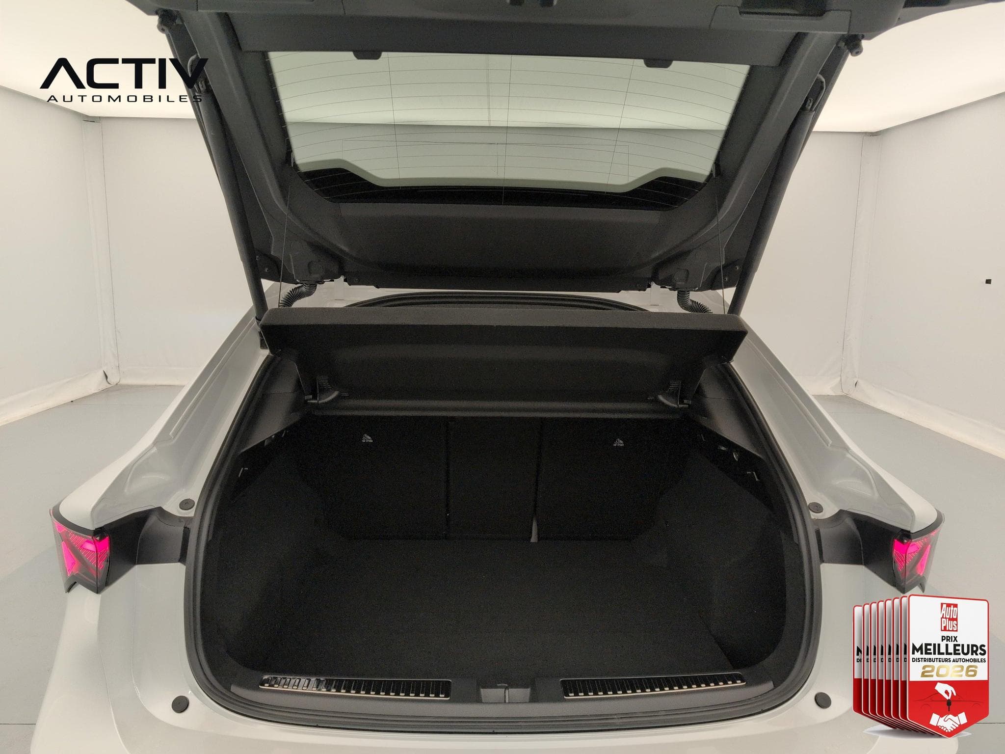Renault Rafale E-Tech full hybrid 200ch esprit Alpine (2026) - Photo 11