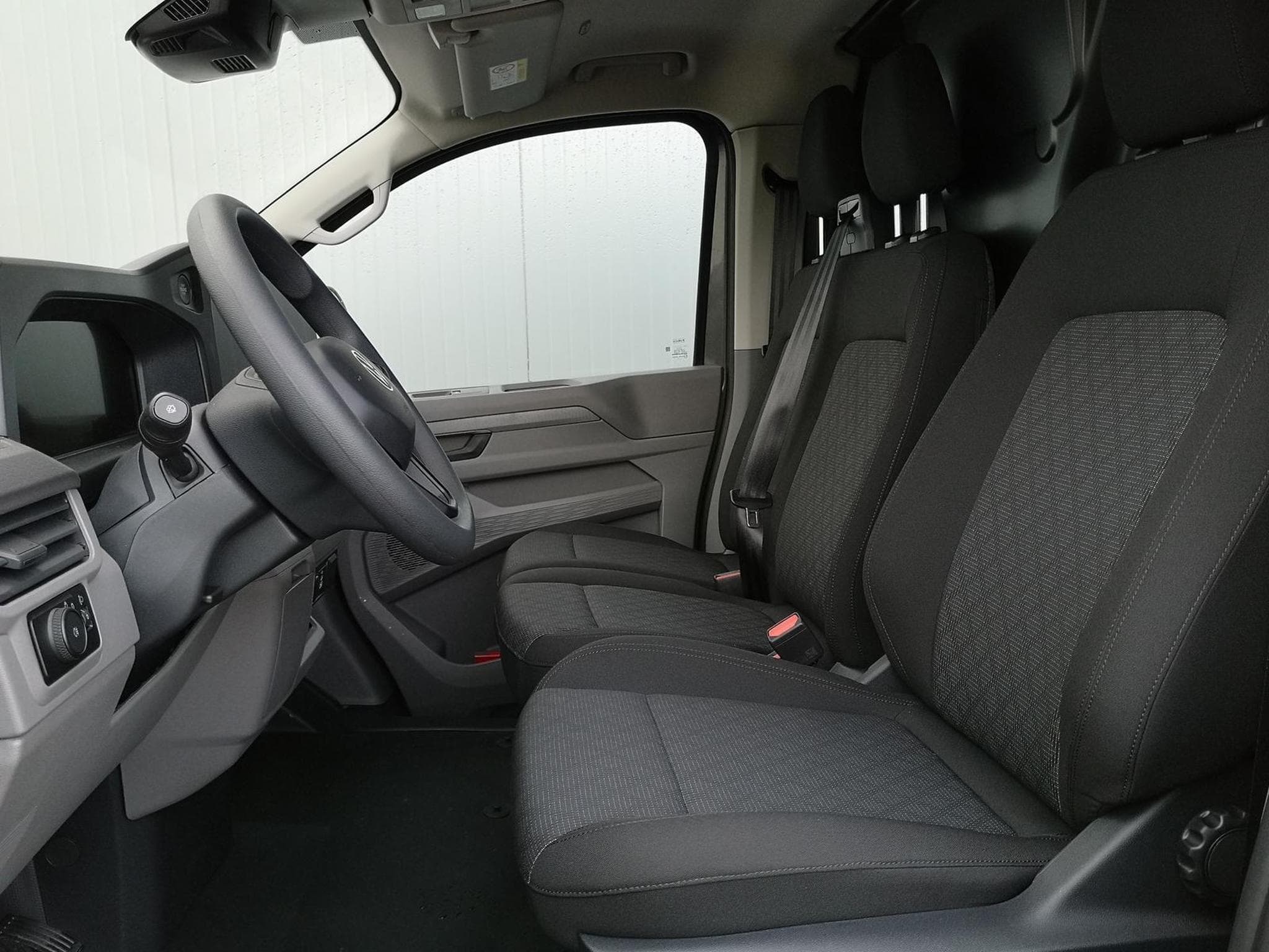 VW e-Transporter Kasten BEV 100 kW RWD LR (2026) - Photo 4