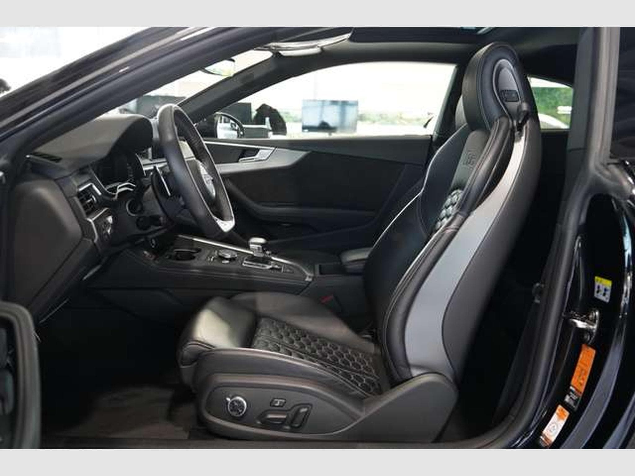 Audi RS5 Coupé q. 2H *20*Pano*B&O*RS-AGA*Dynamik*HUD (2018) - Photo 17