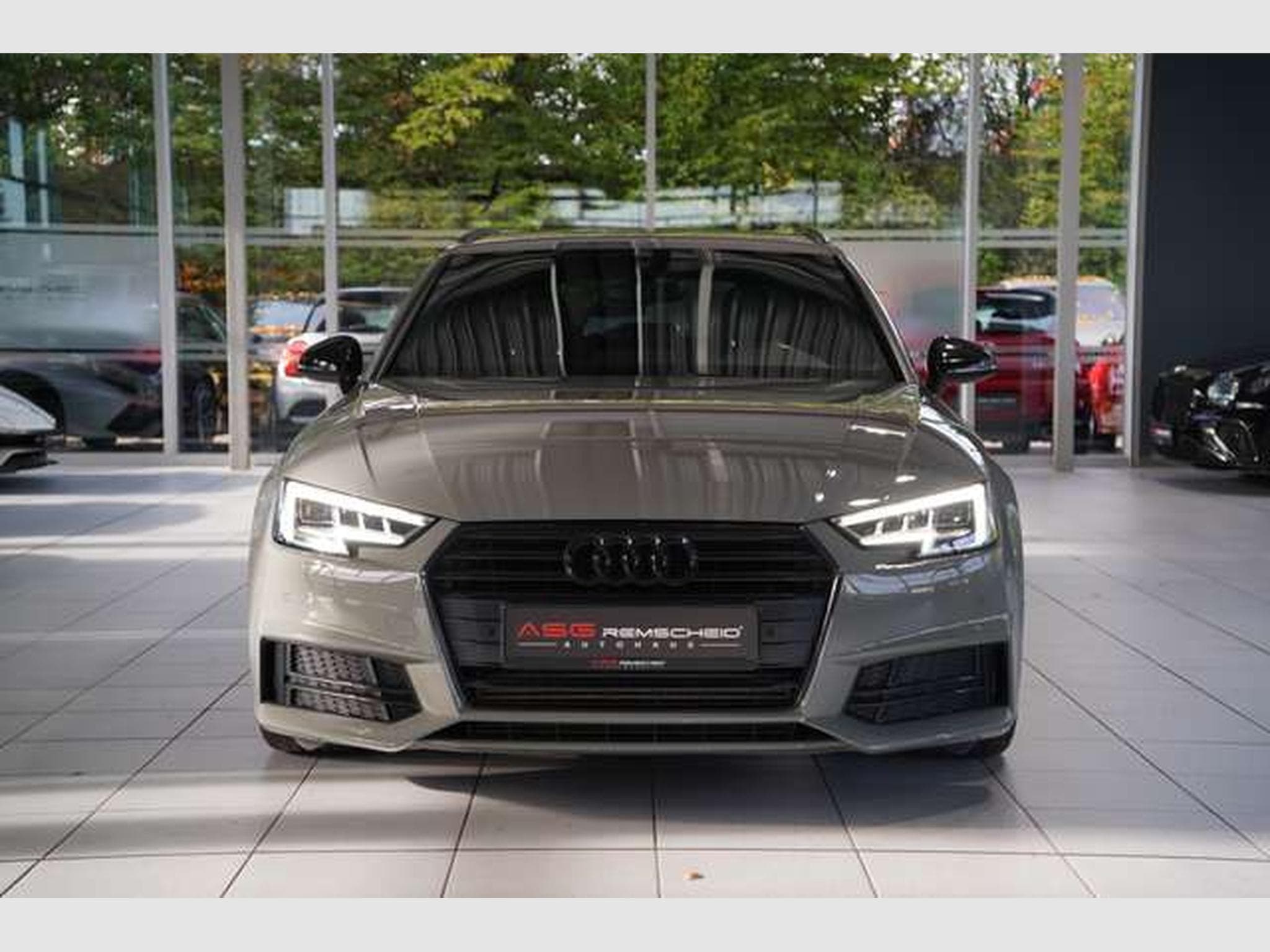 Audi A4 Avant S line *Matrix *B&O *Kamera *Virtual (2018) - Photo 2