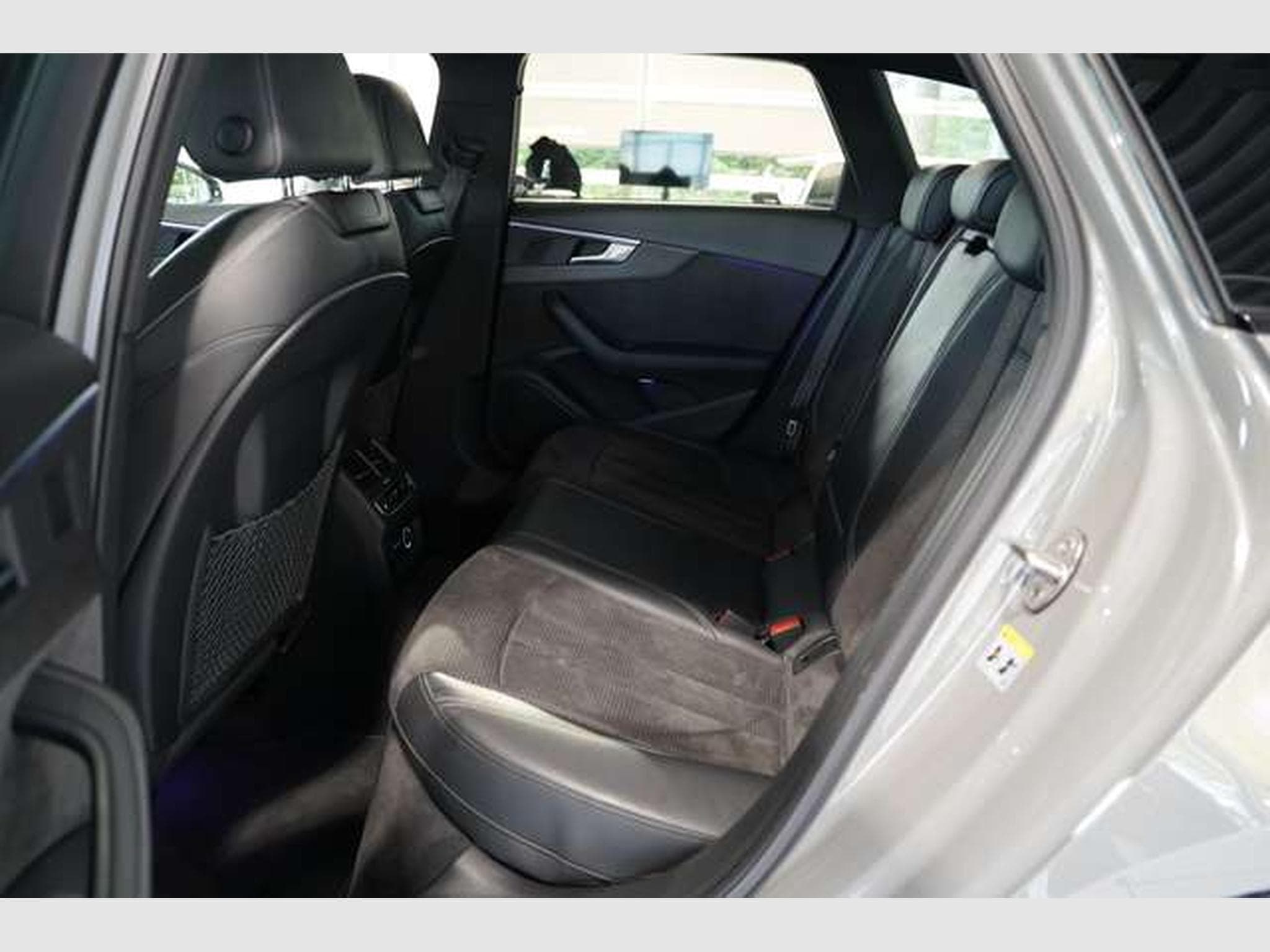 Audi A4 Avant S line *Matrix *B&O *Kamera *Virtual (2018) - Photo 15