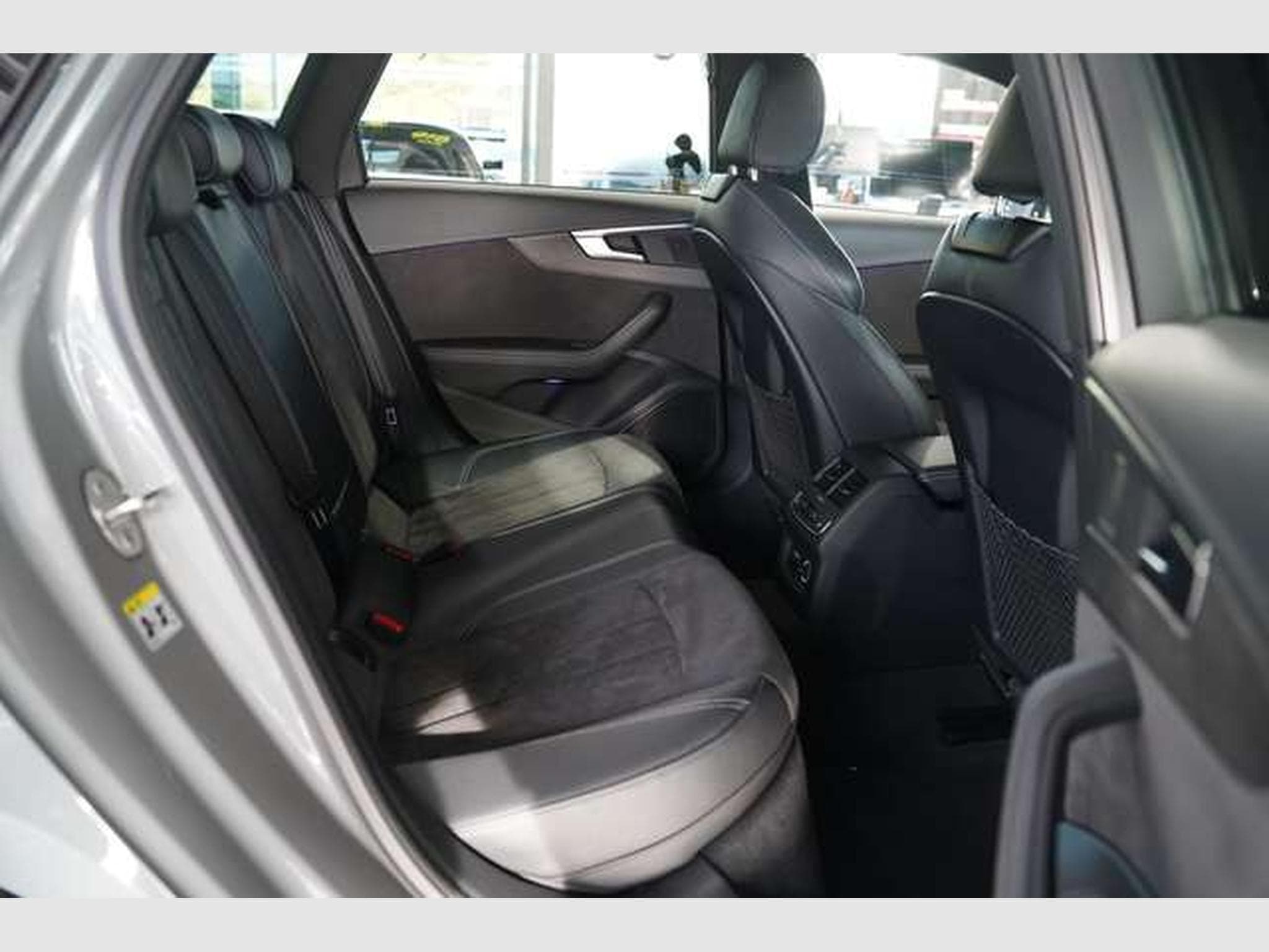 Audi A4 Avant S line *Matrix *B&O *Kamera *Virtual (2018) - Photo 17