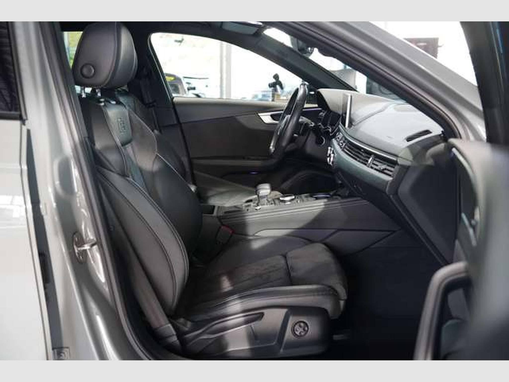 Audi A4 Avant S line *Matrix *B&O *Kamera *Virtual (2018) - Photo 20