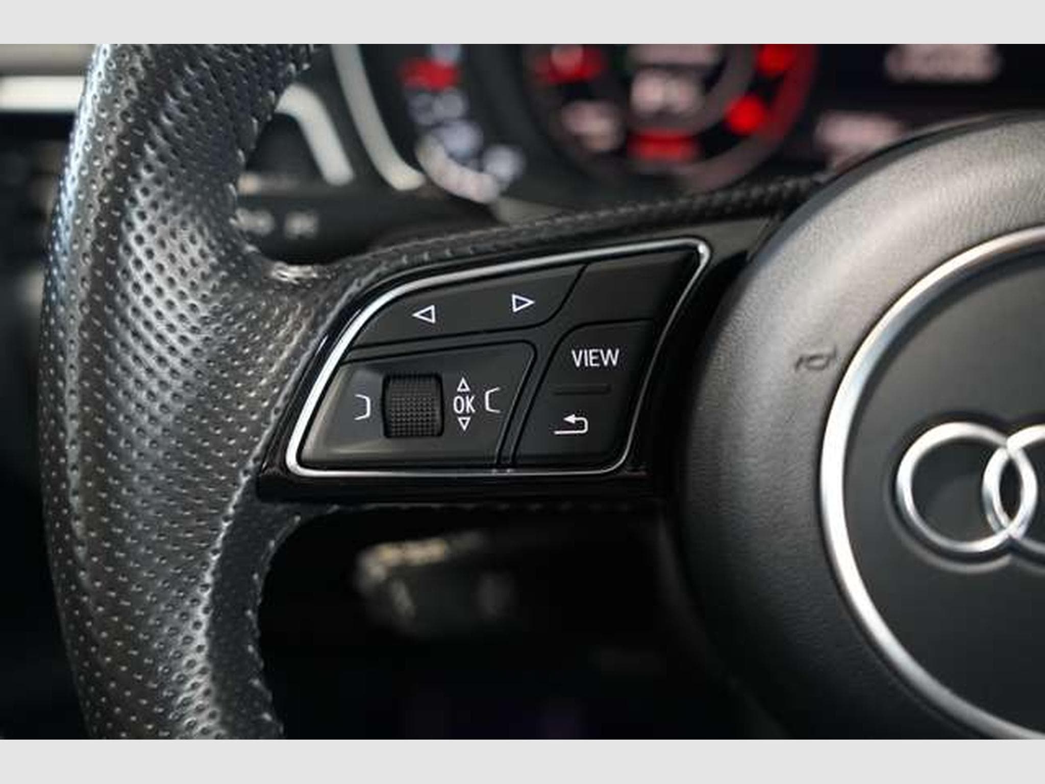Audi A4 Avant S line *Matrix *B&O *Kamera *Virtual (2018) - Photo 33
