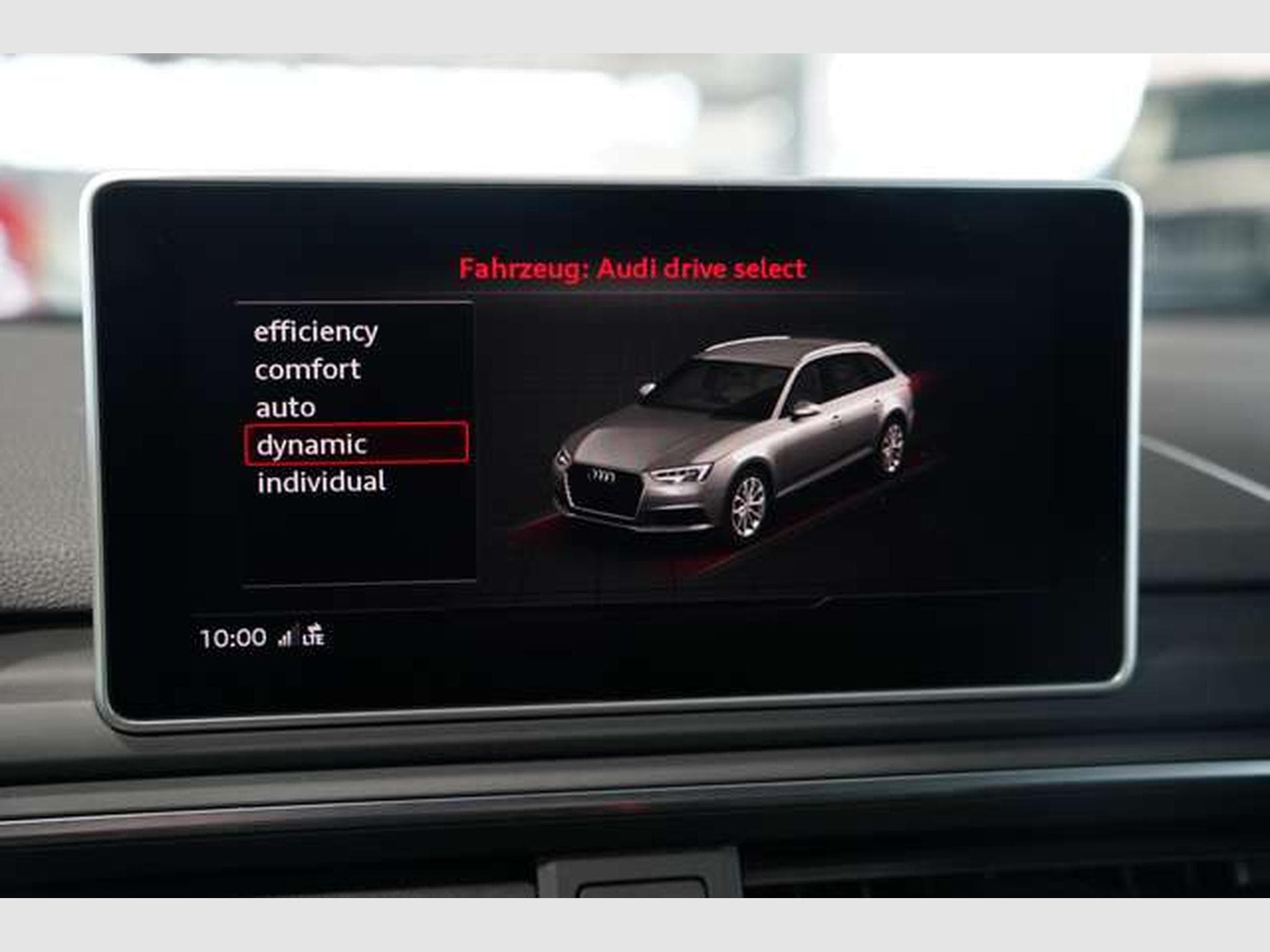Audi A4 Avant S line *Matrix *B&O *Kamera *Virtual (2018) - Photo 41