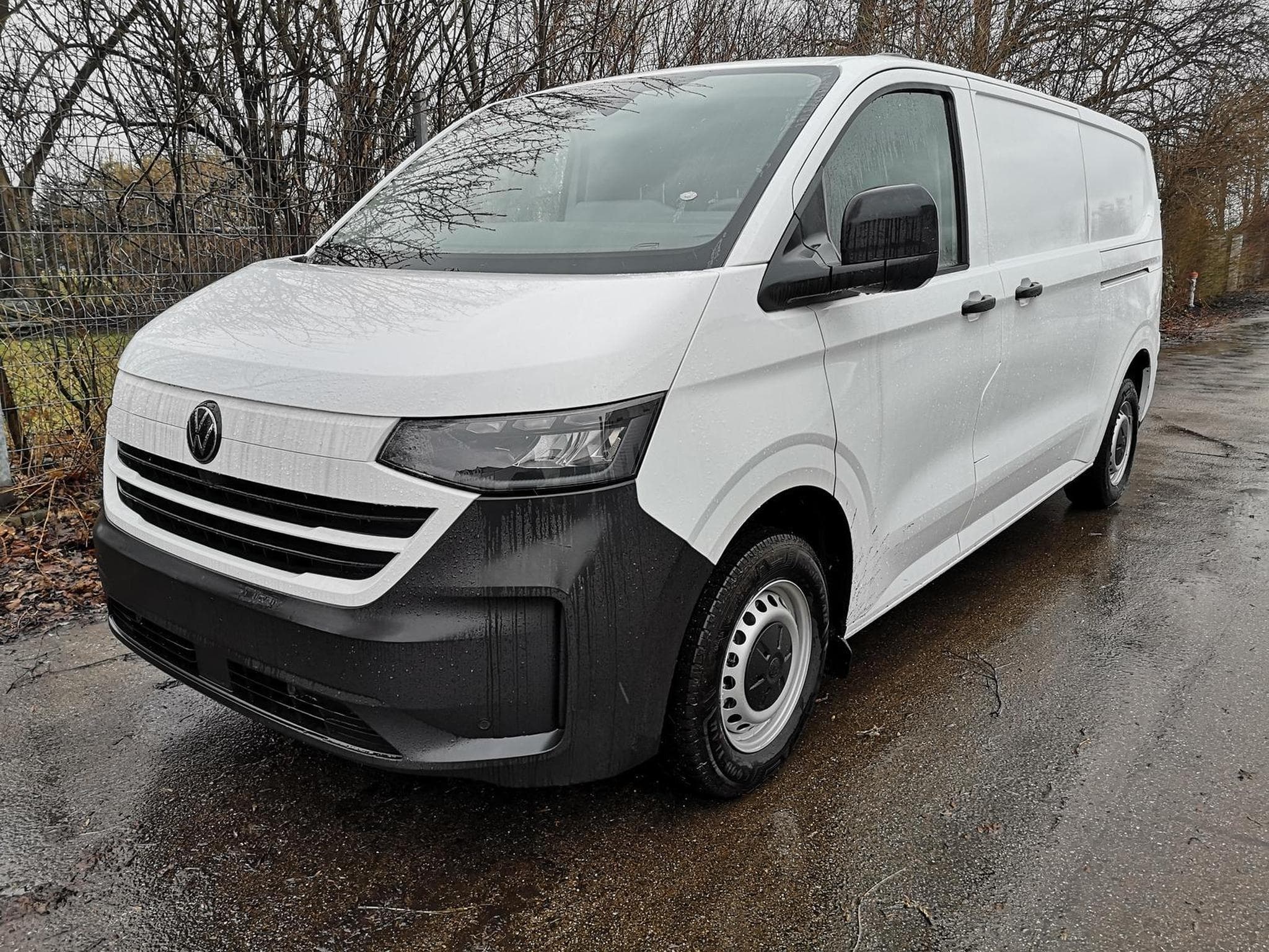 VW e-Transporter Kasten BEV 100 kW RWD LR (2026) - Photo 1