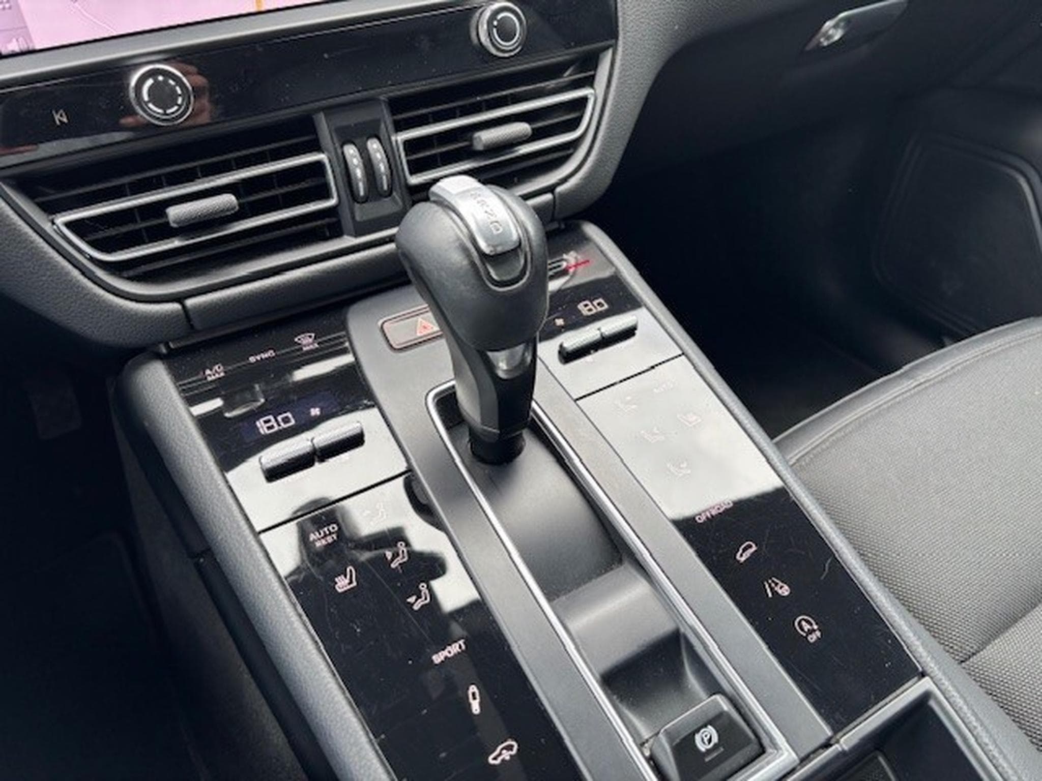 Porsche Macan S (2023) - Foto 10