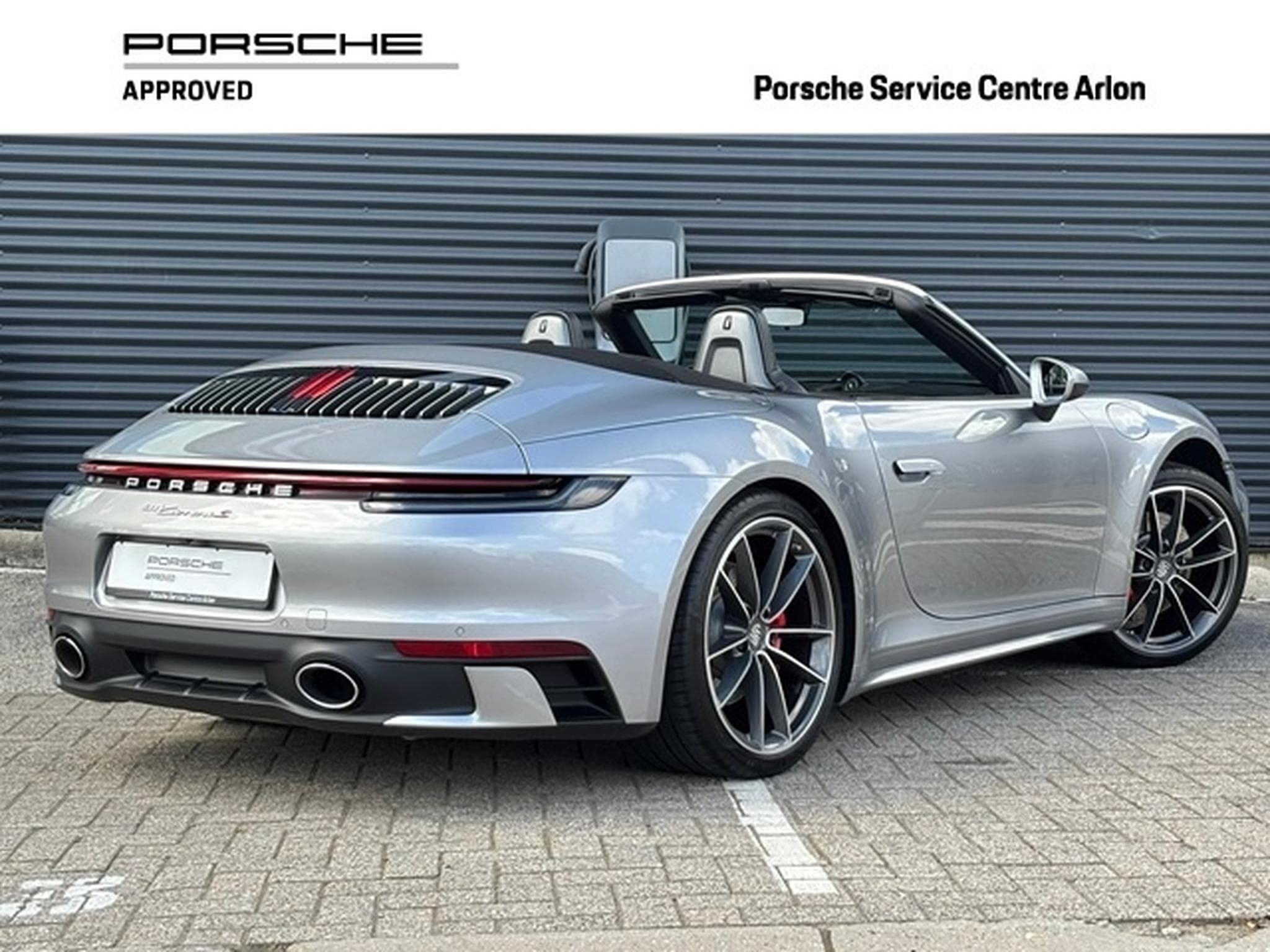 Porsche 992 911 CARRERA S CABRIOLET (2020) - Photo 3