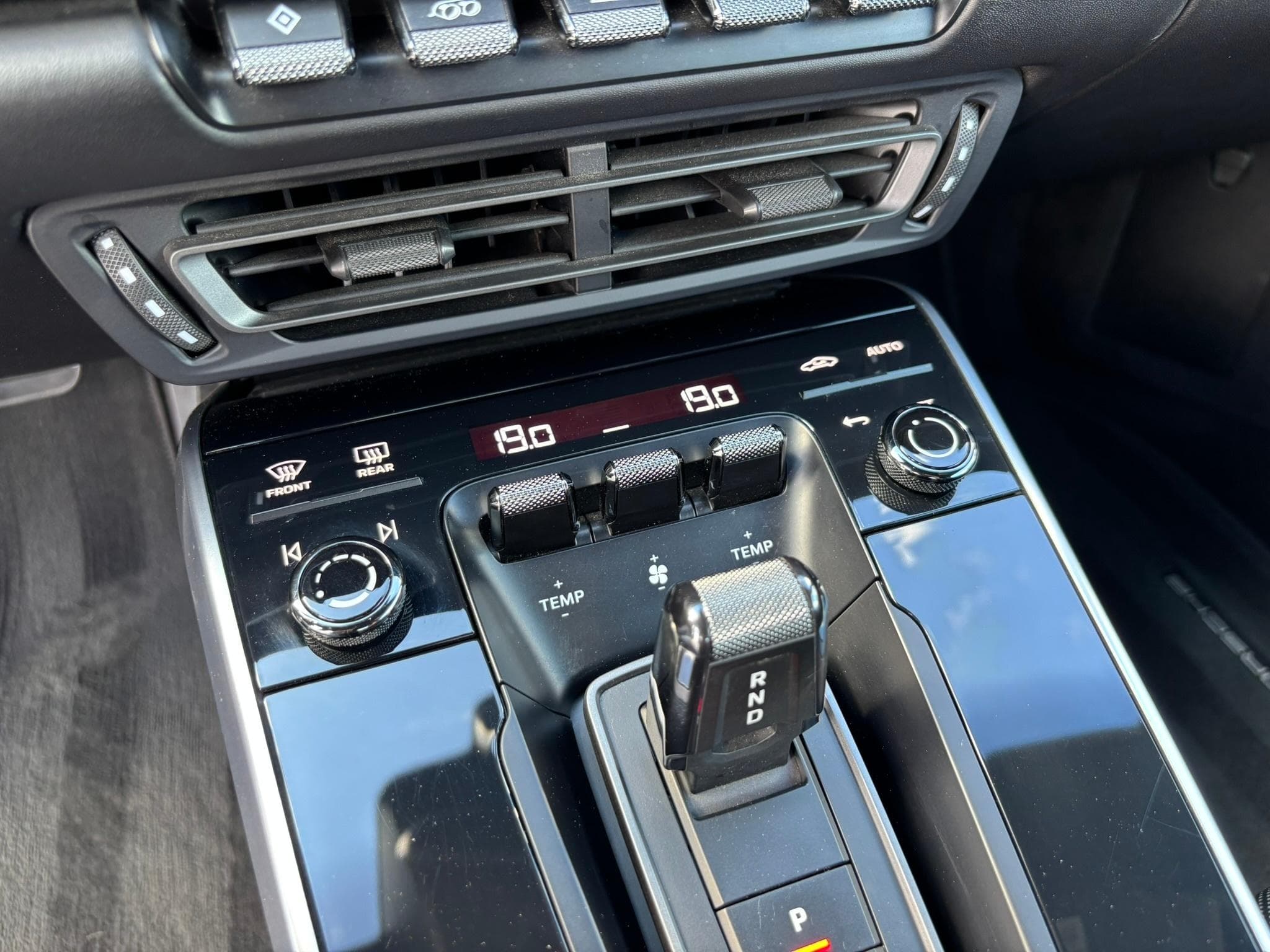 Porsche 992 911 CARRERA S CABRIOLET (2020) - Photo 11