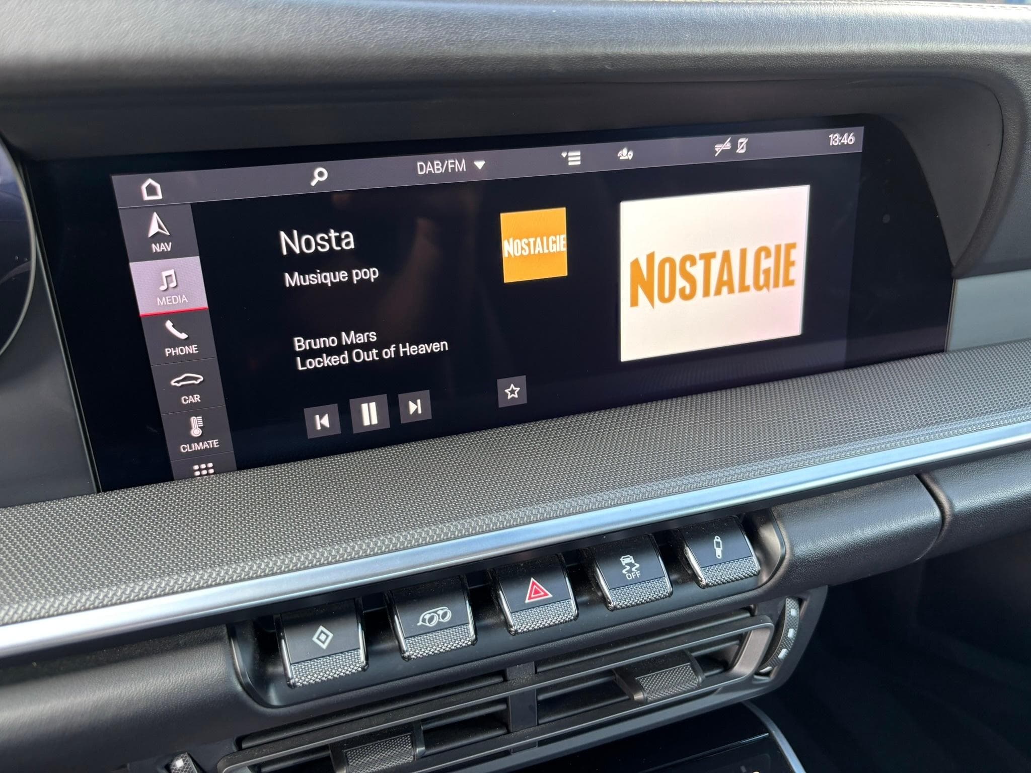 Porsche 992 911 CARRERA S CABRIOLET (2020) - Photo 10