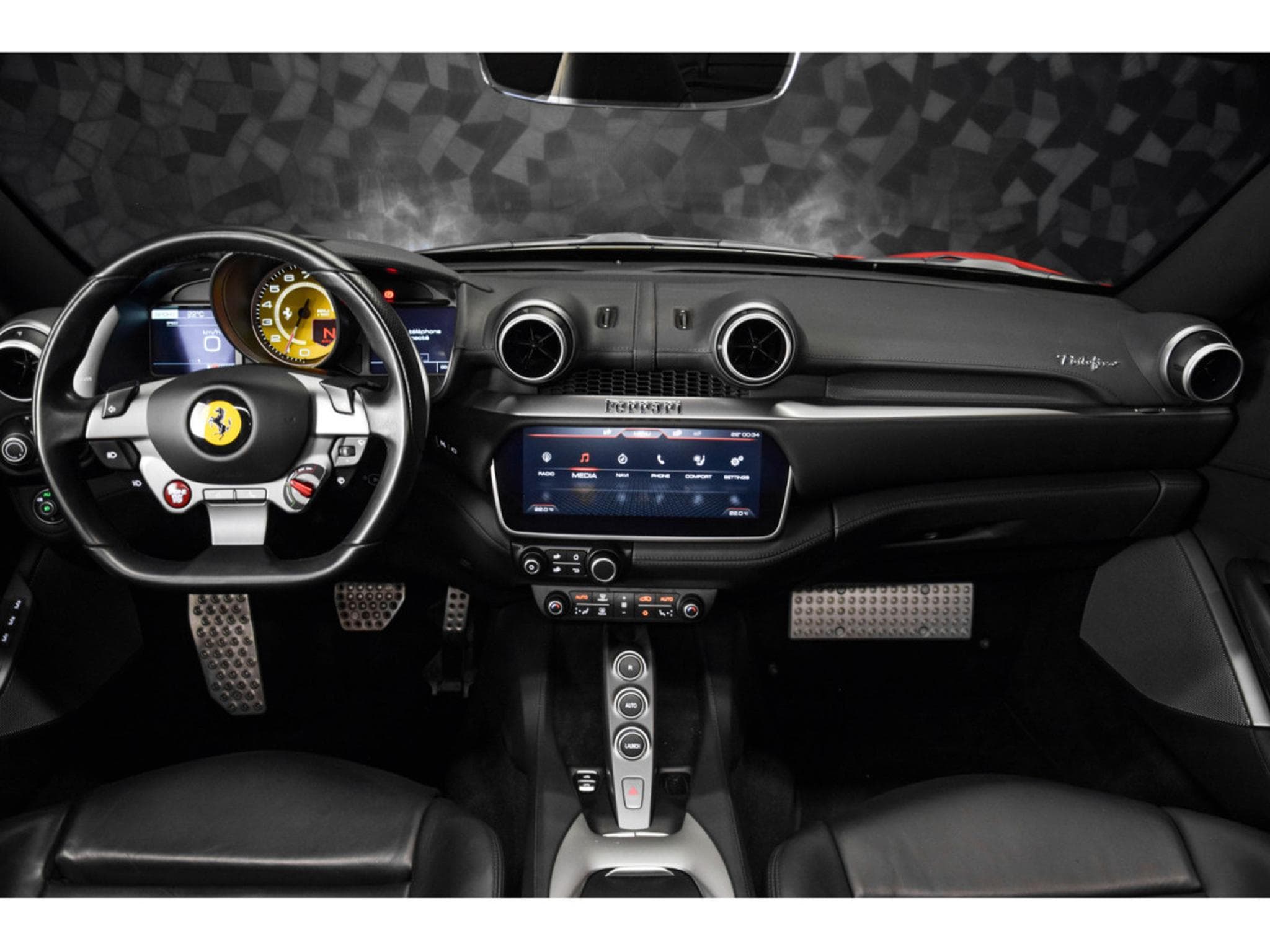 Ferrari Portofino ROSSO CORSA (2018) - Photo 12