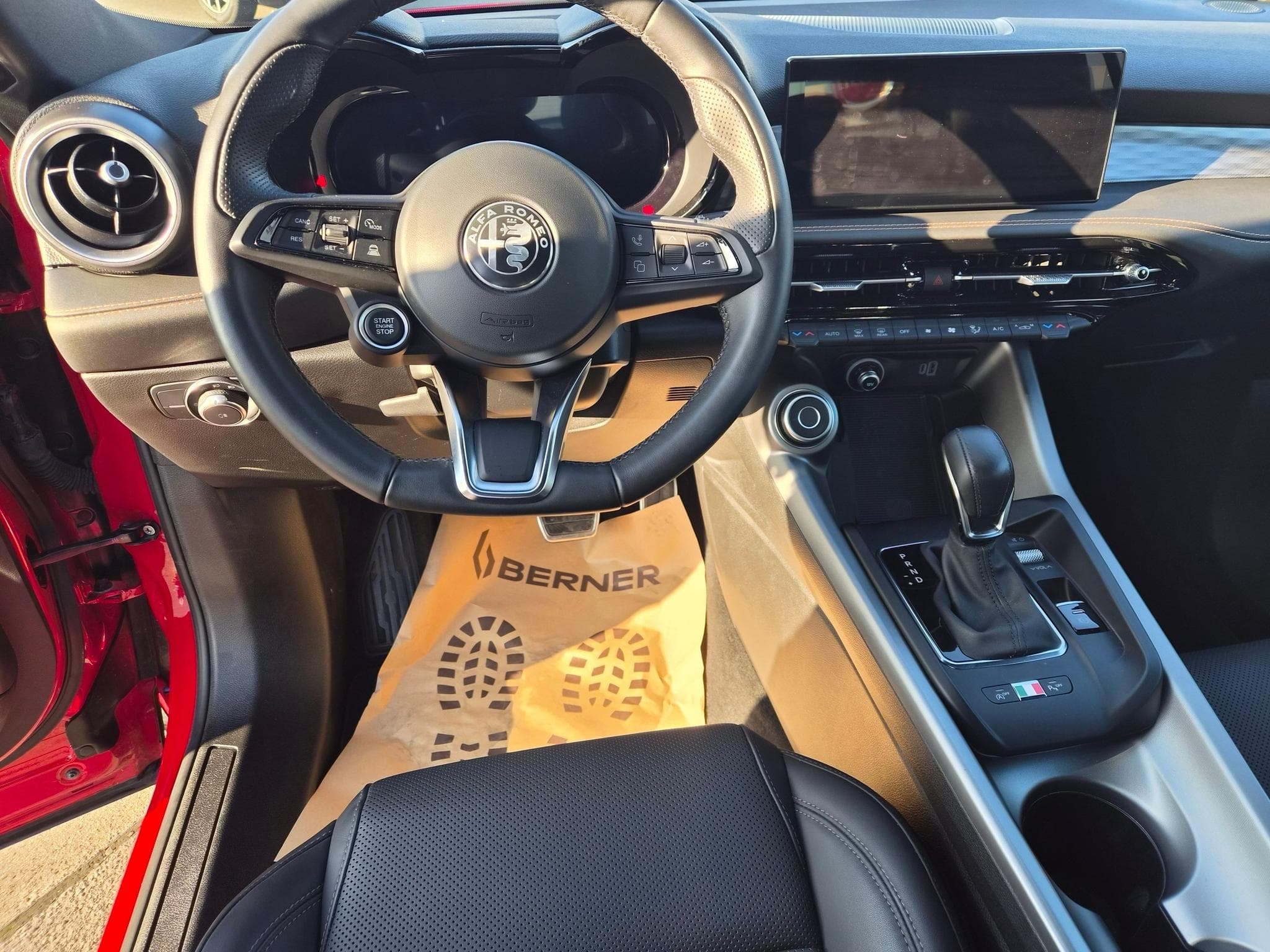 Alfa-Romeo Tonale SPRINT MJET 130 ch (2024) - Photo 6