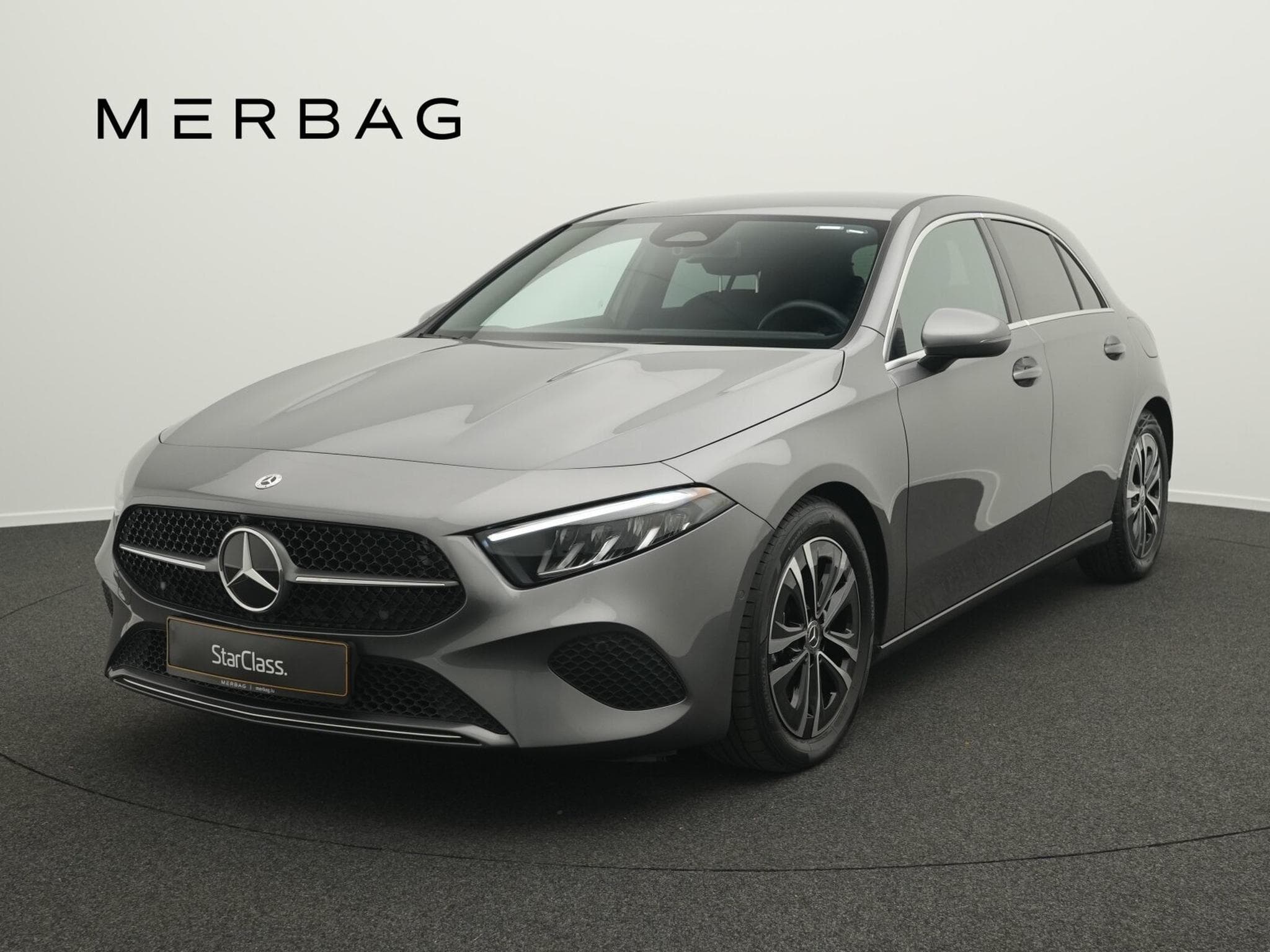 Mercedes A 180 d Progressive LED+Kamera+Apple+MBUX (2025) - Photo 1