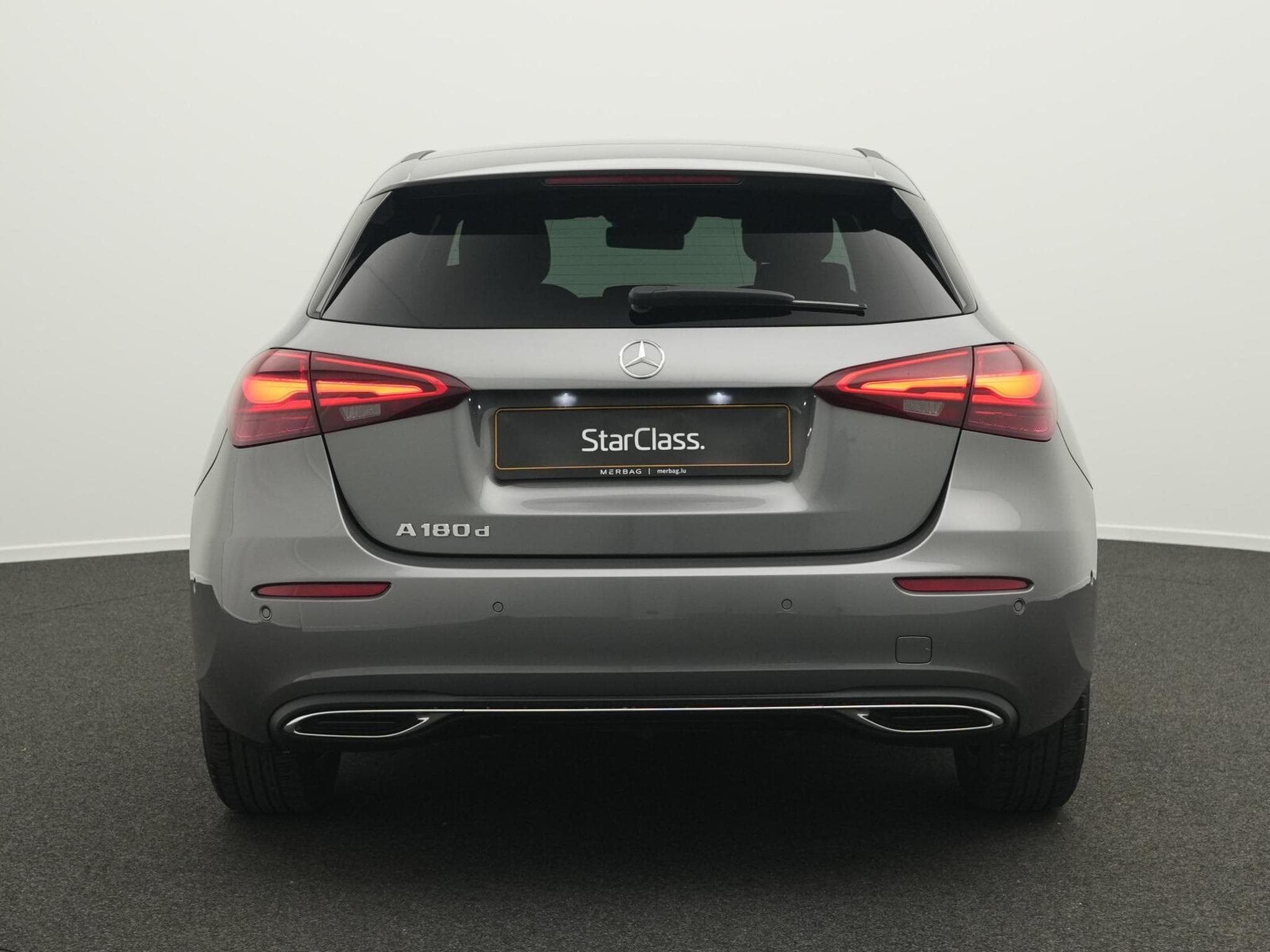 Mercedes A 180 d Progressive LED+Kamera+Apple+MBUX (2025) - Photo 4