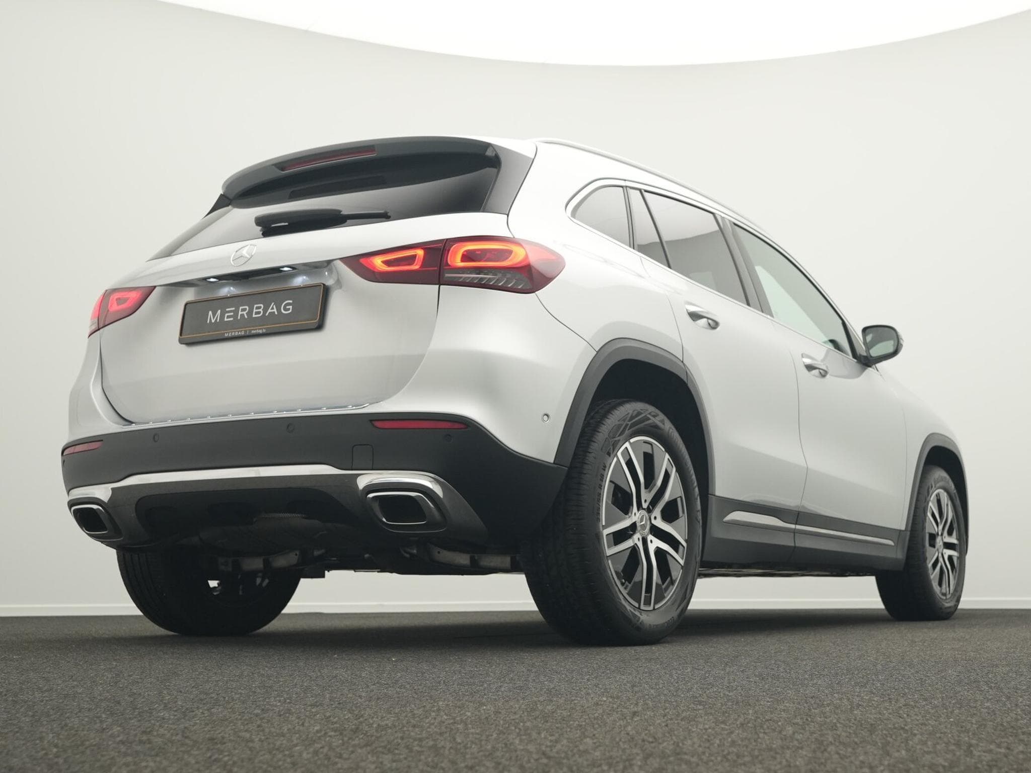 Mercedes GLA 250 Progressive (2020) - Photo 11