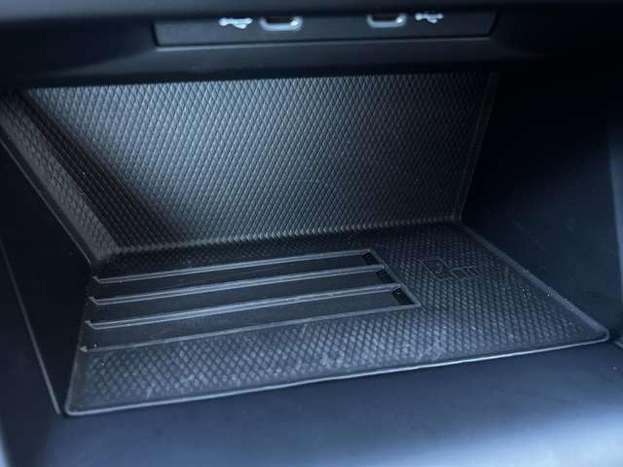 VW Golf 2.0 TDi LIFE 150 CV DIESEL (2026) - Photo 15
