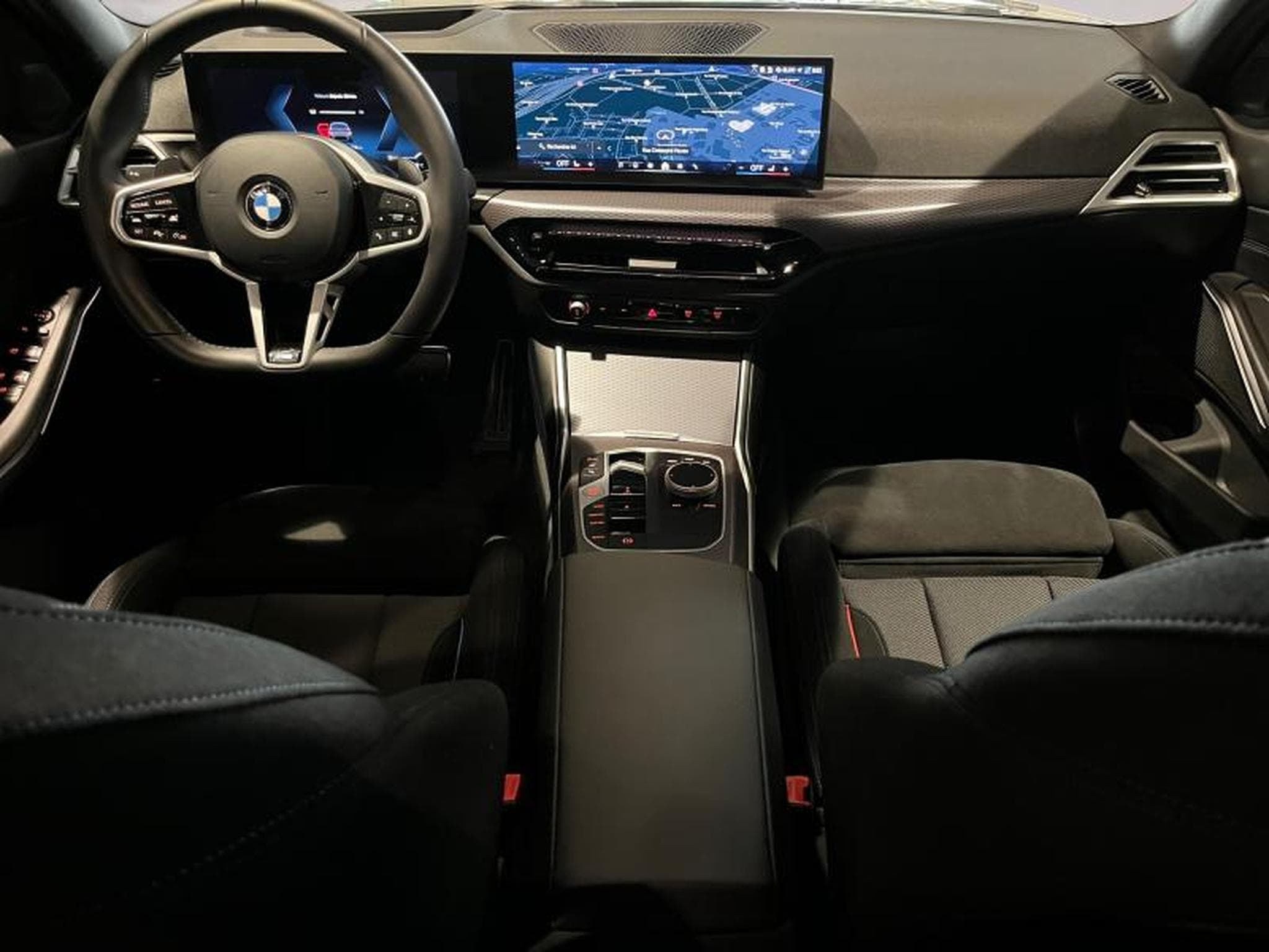 BMW 330 330d xDrive Touring (2025) - Foto 7