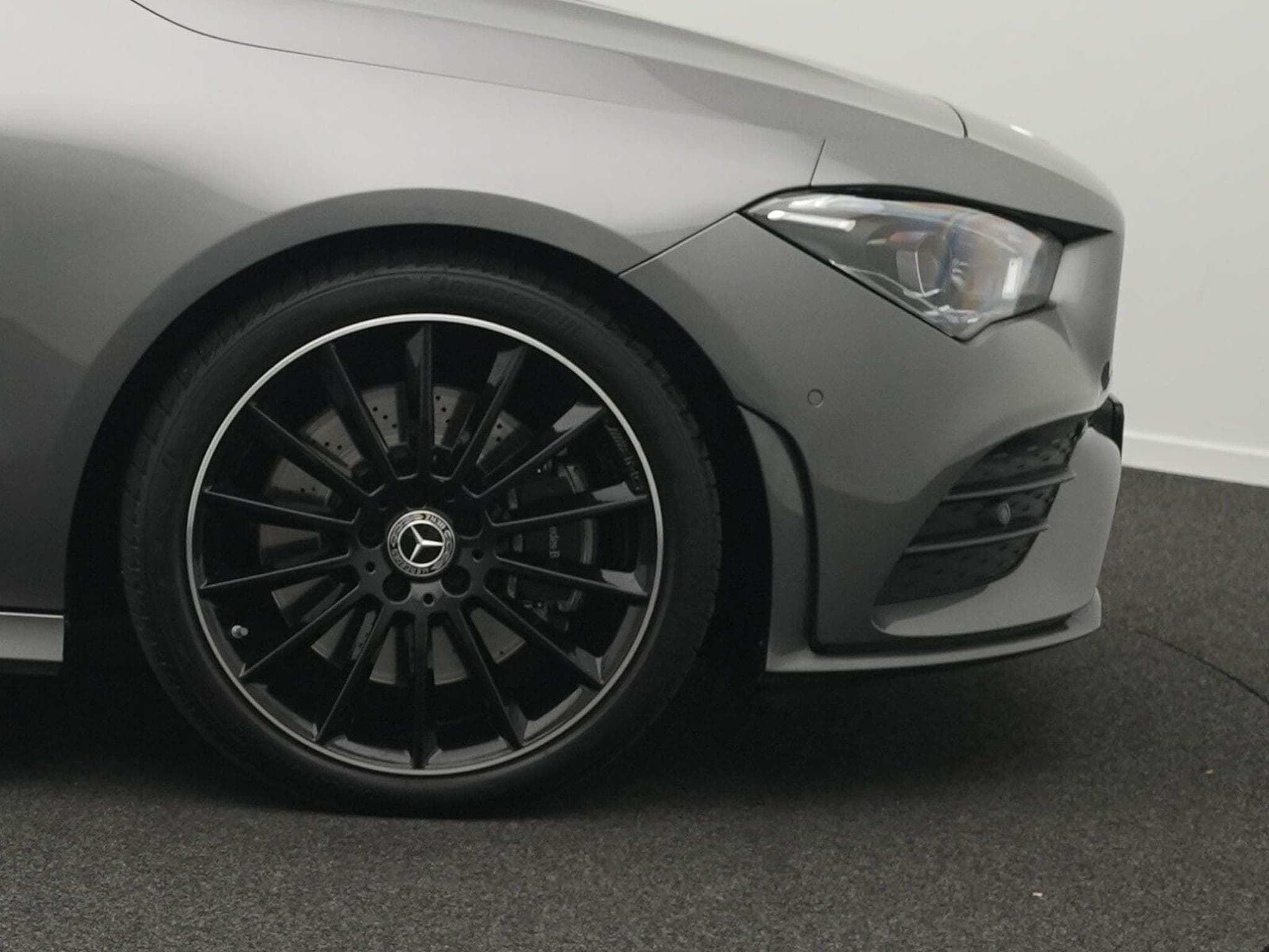 Mercedes CLA 250 4MATIC (2023) - Photo 8