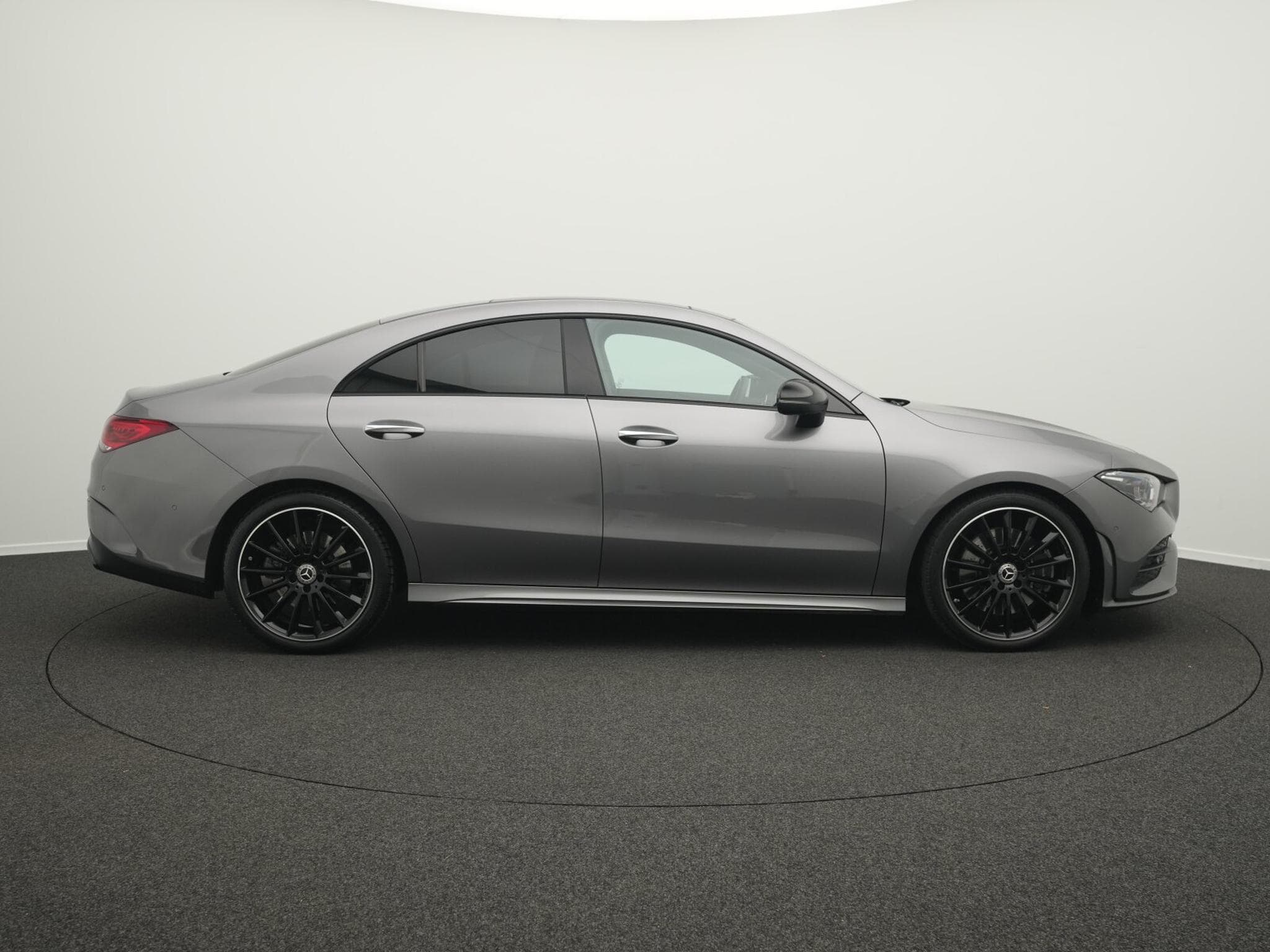 Mercedes CLA 250 4MATIC (2023) - Photo 5
