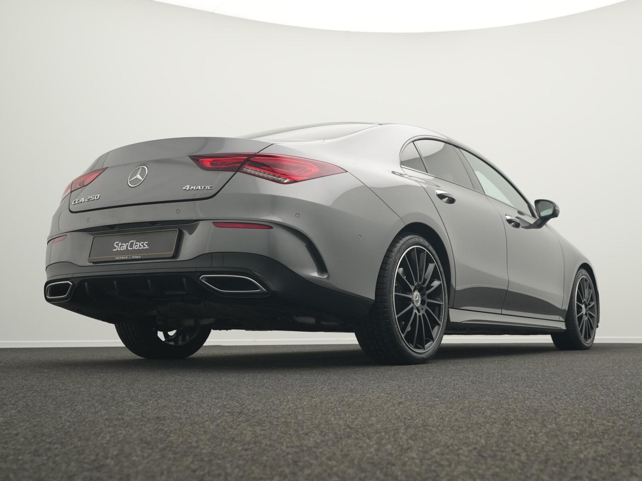 Mercedes CLA 250 4MATIC (2023) - Photo 11