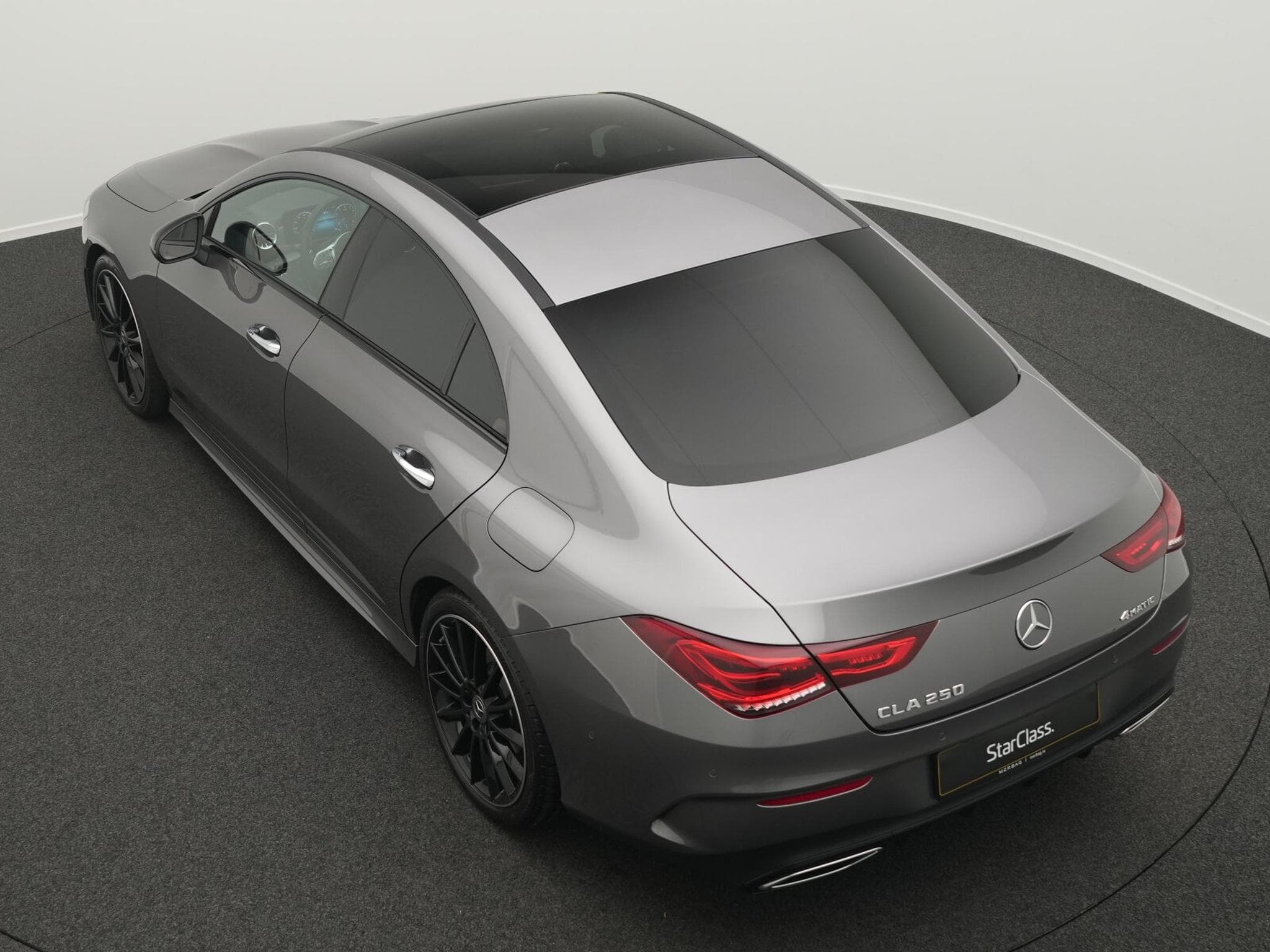 Mercedes CLA 250 4MATIC (2023) - Photo 13