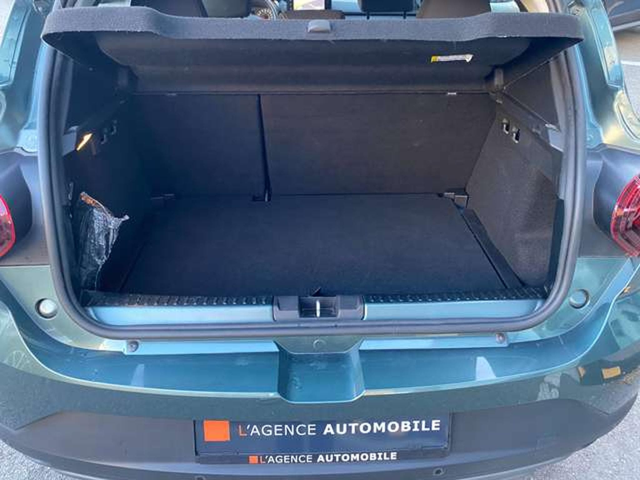 Dacia Sandero Sandero Stepway TCe 110-JUSQU'A 36MOIS DE GARANTIE (2023) - Photo 22