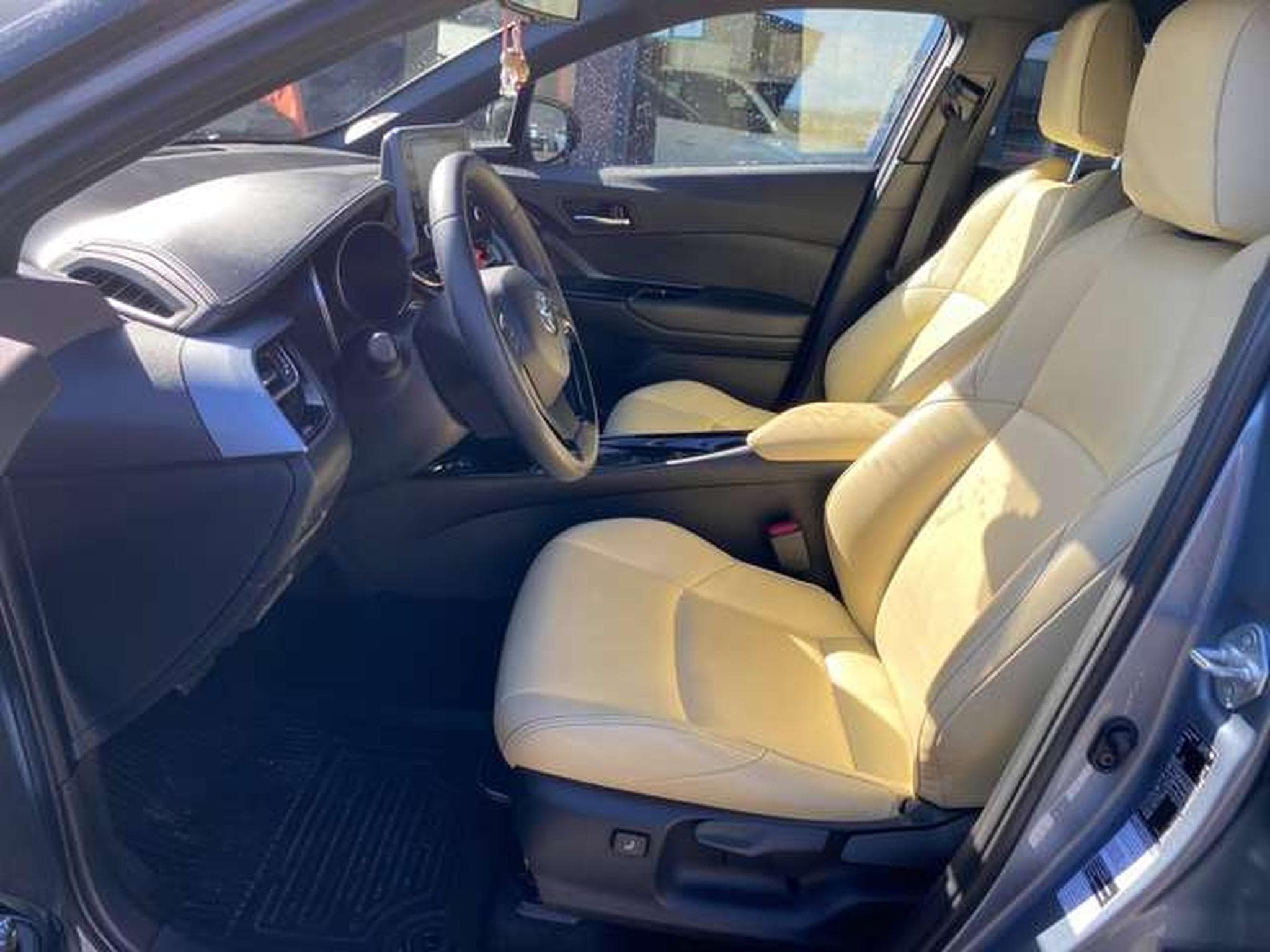 Toyota C-HR C-HR  Jusqu'à 36 mois de garantie (2021) - Photo 10