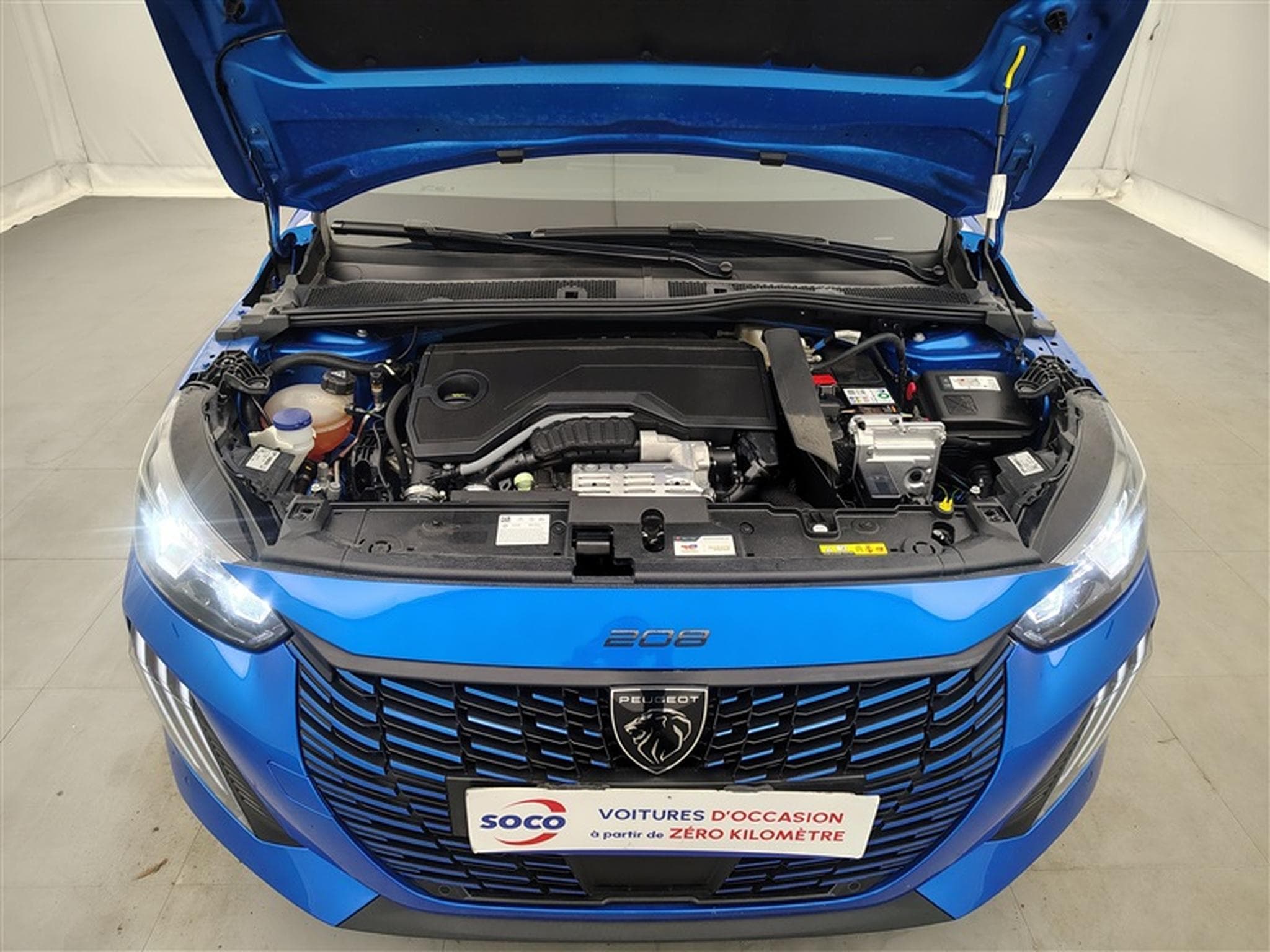 Peugeot 208 1.2 Hybrid 100cv e-DSC6 Allure CARPLAY / FULL LED / S-CUIR (2025) - Photo 18