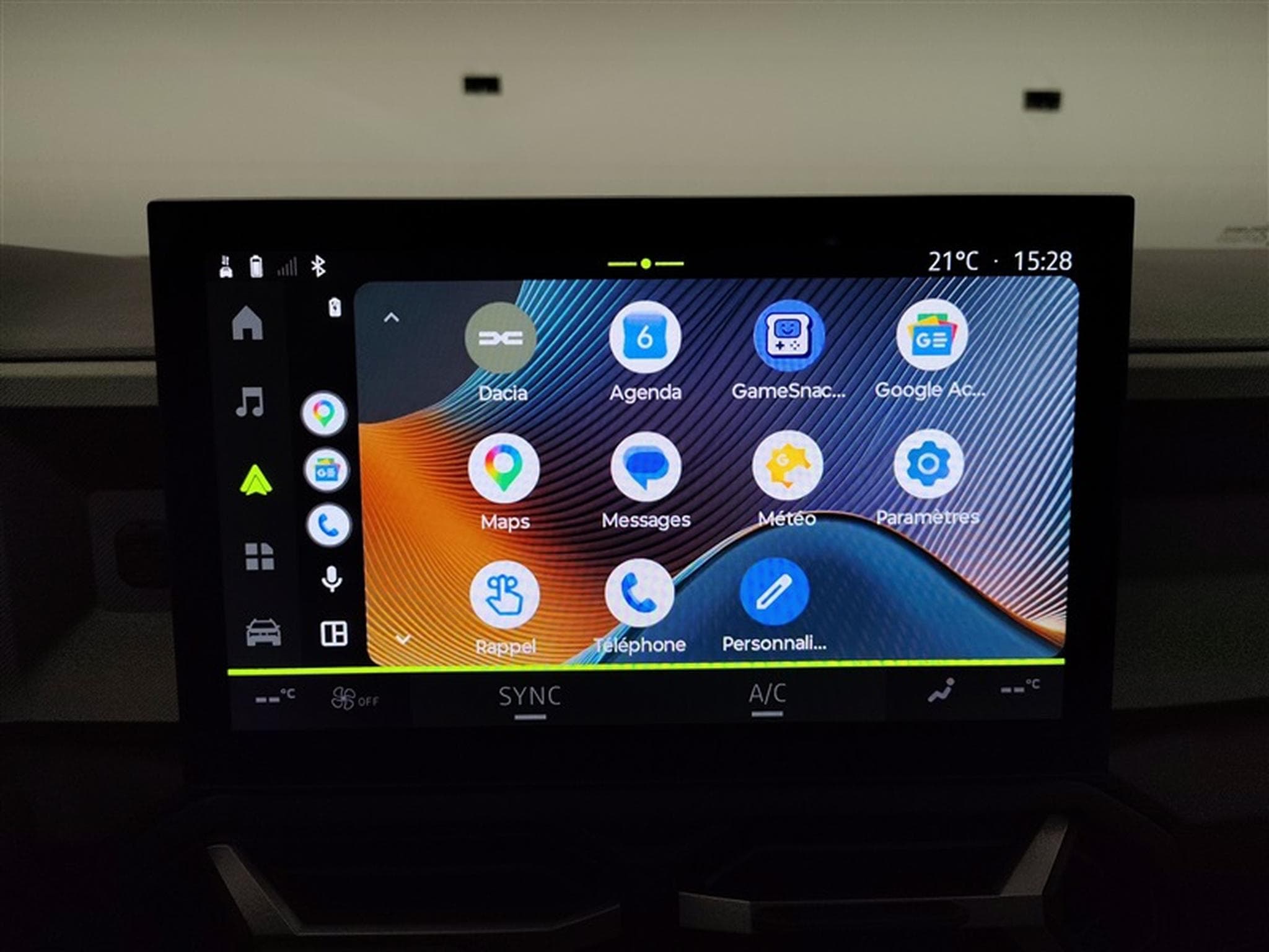 Dacia Bigster 1.2 Mild hybrid-G Journey *NAVI/T.PANO/CAM/FULL LED/PDC* (2025) - Photo 23