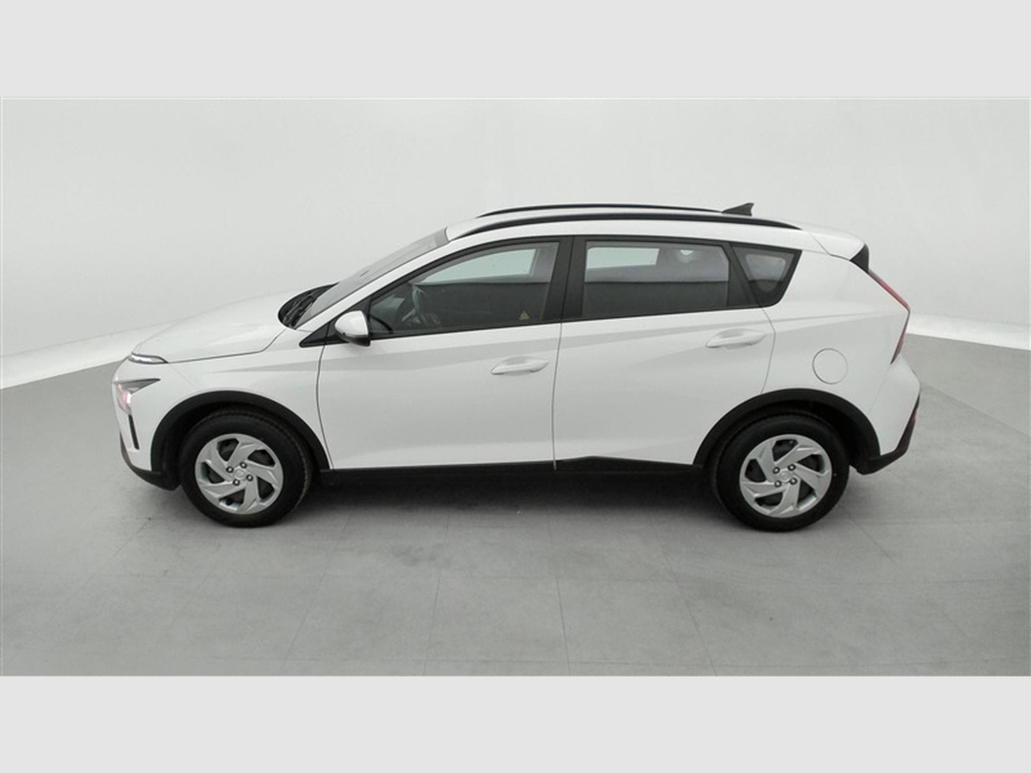 Hyundai Bayon 1.0 T-GDi Twist CAPLAY / CLIM (2024) - Photo 3