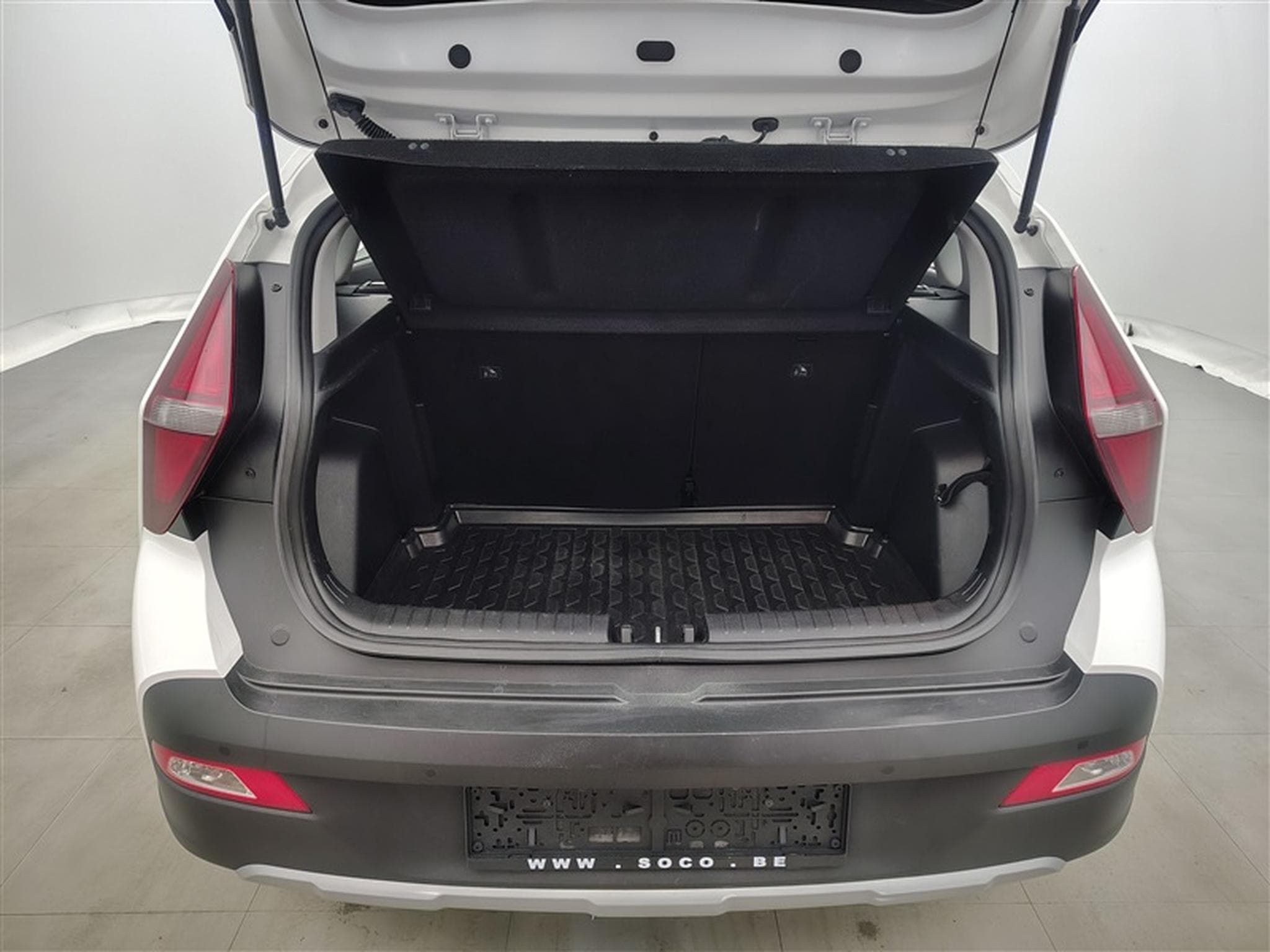 Hyundai Bayon 1.0 T-GDi Twist CAPLAY / CLIM (2024) - Photo 14