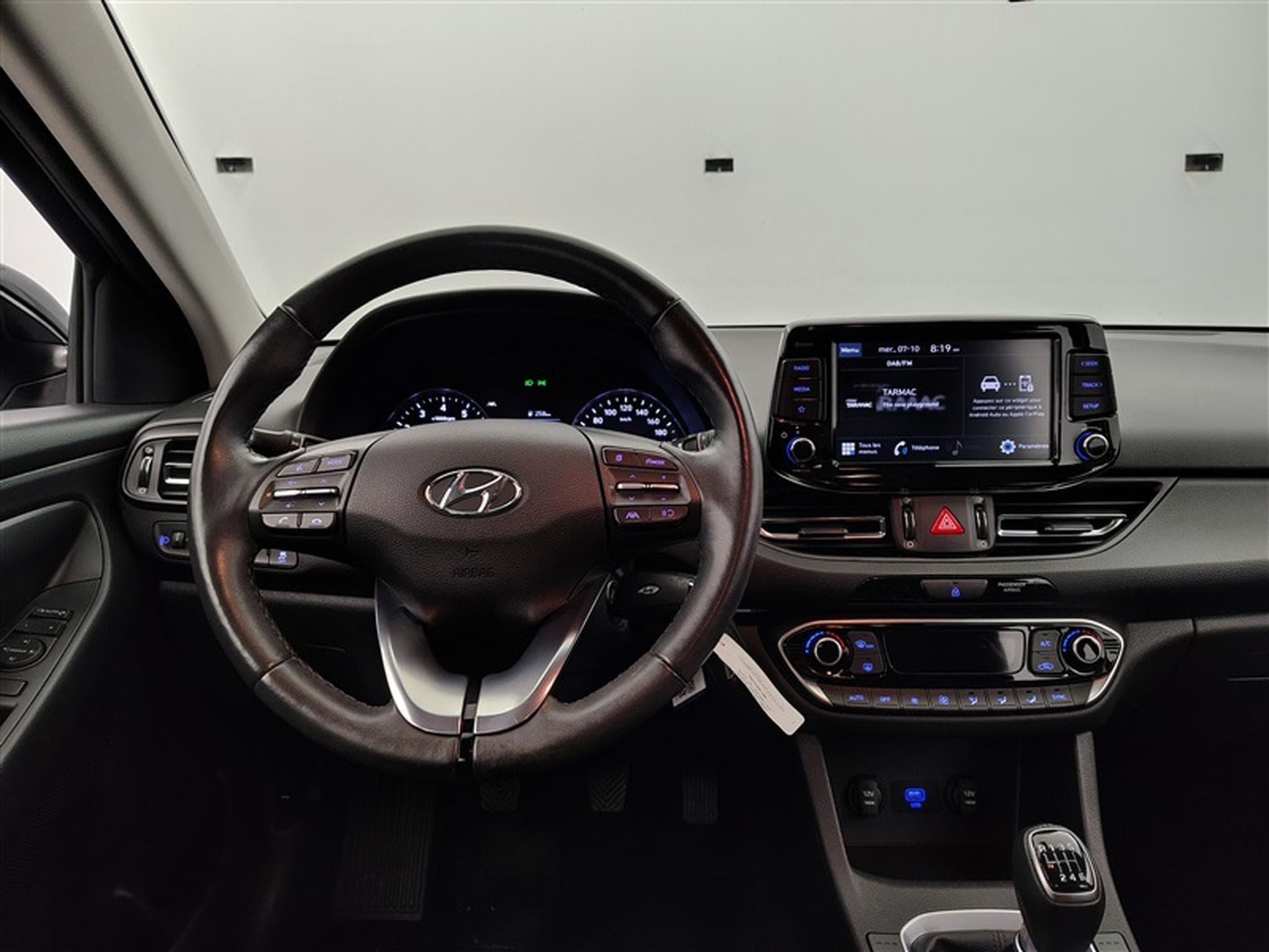 Hyundai i30 1.0 T-GDi 120cv Twist *CARPLAY / FULL LED / CAMERA / JA 16"* (2024) - Photo 9