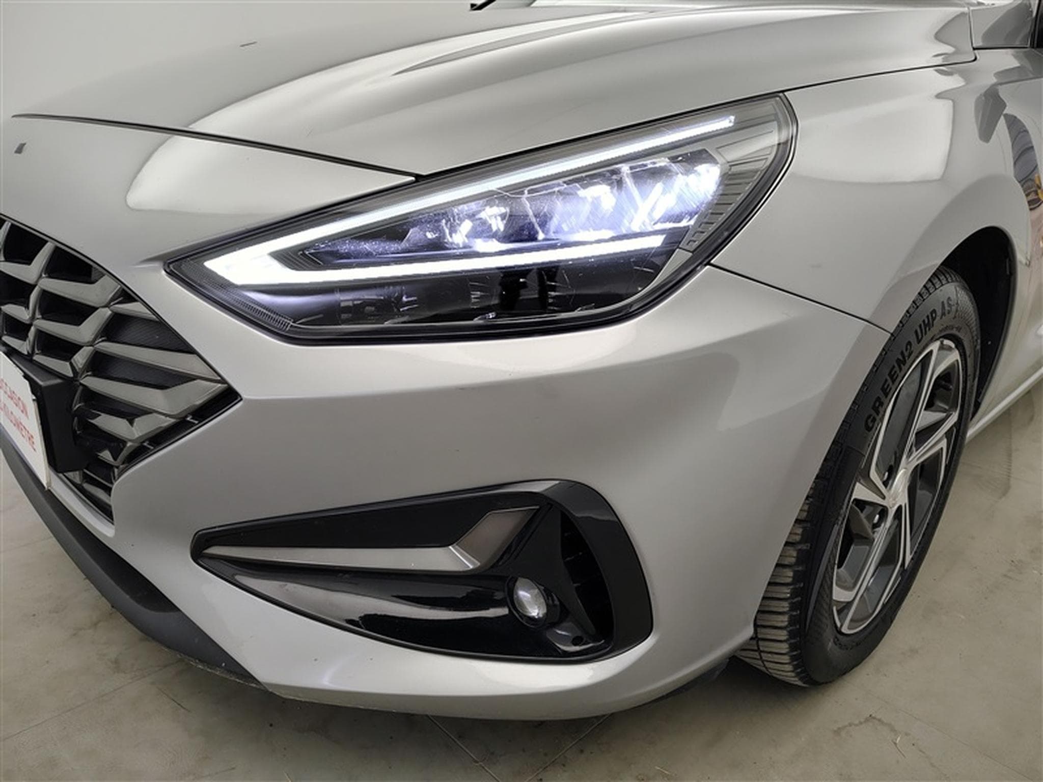 Hyundai i30 1.0 T-GDi 120cv Twist *CARPLAY / FULL LED / CAMERA / JA 16"* (2024) - Photo 15