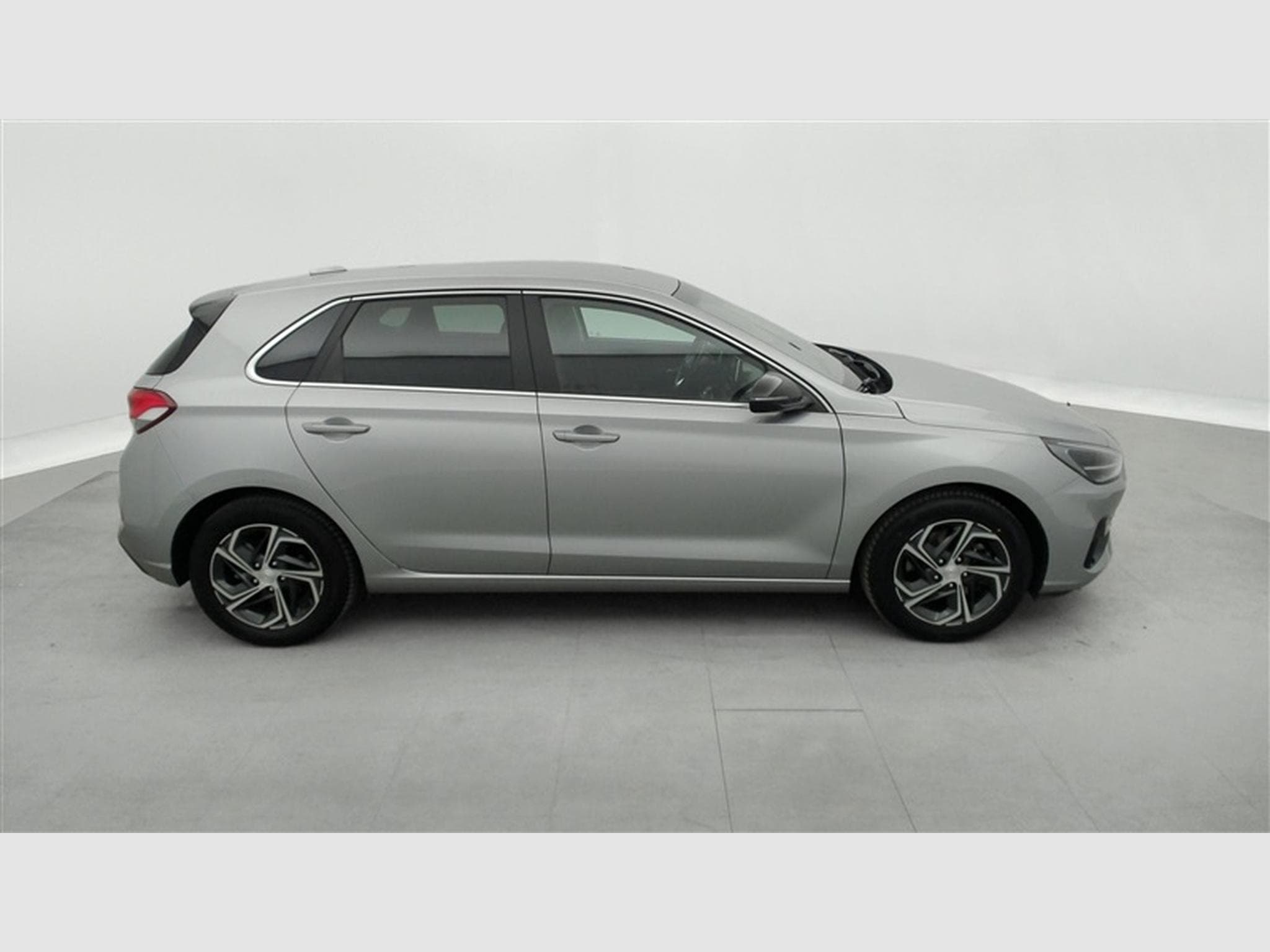 Hyundai i30 1.0 T-GDi 120cv Twist *CARPLAY / FULL LED / CAMERA / JA 16"* (2024) - Photo 24