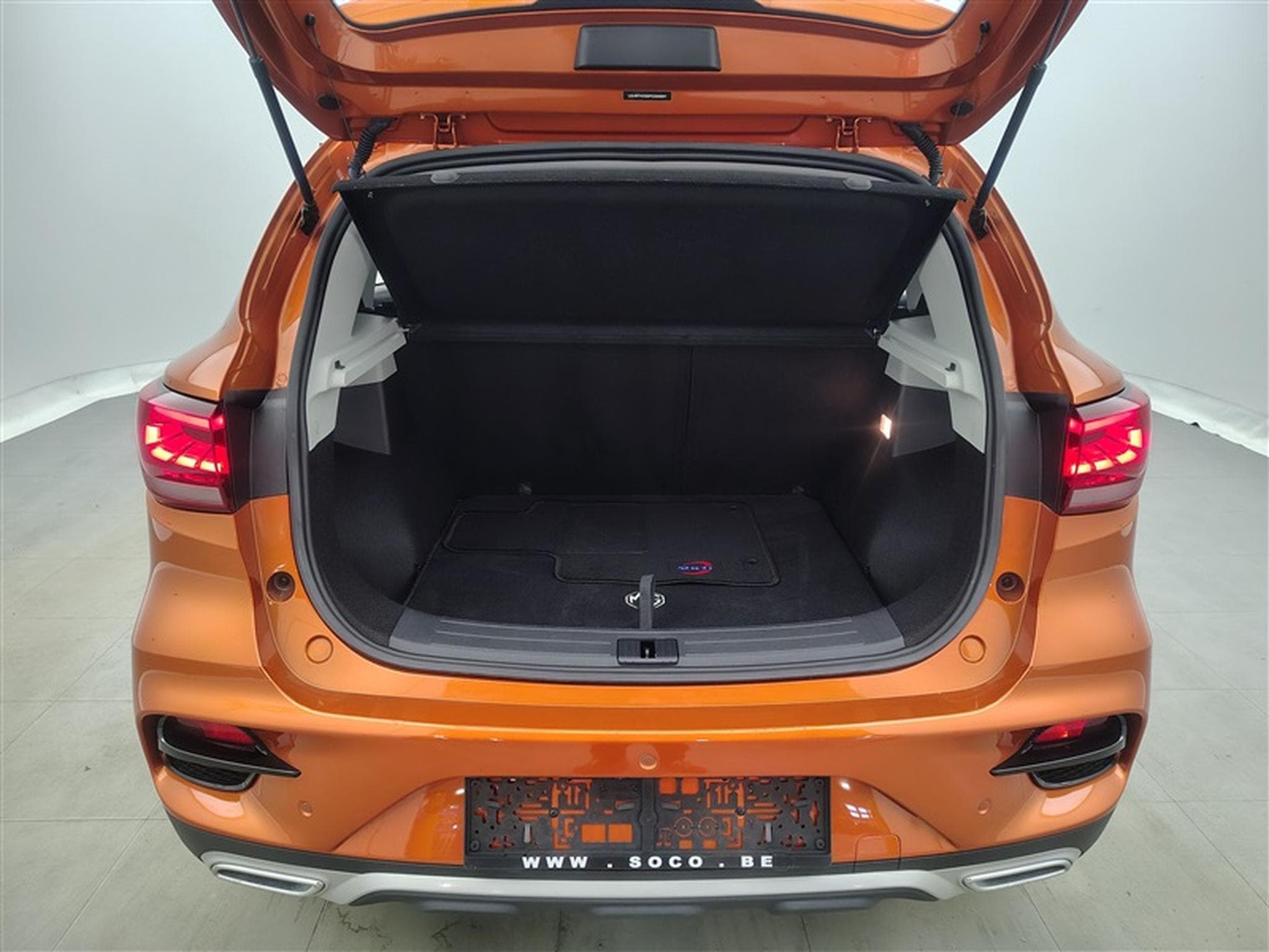 MG ZS 1.0 T-GDi Luxury AT (2024) - Photo 14