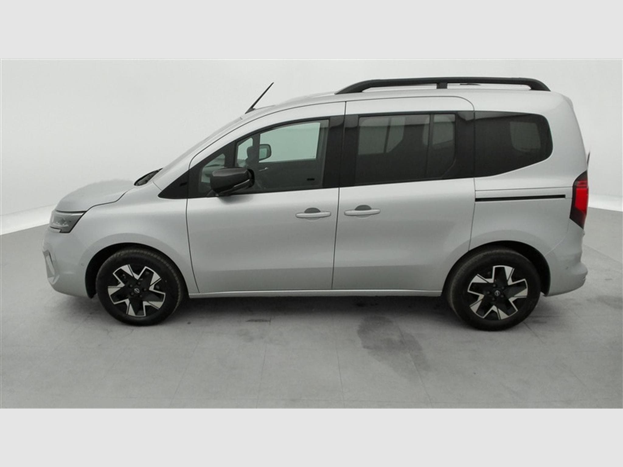 Nissan Townstar 1.3 DIG-T L1H1 Tekna DCT (2025) - Photo 3