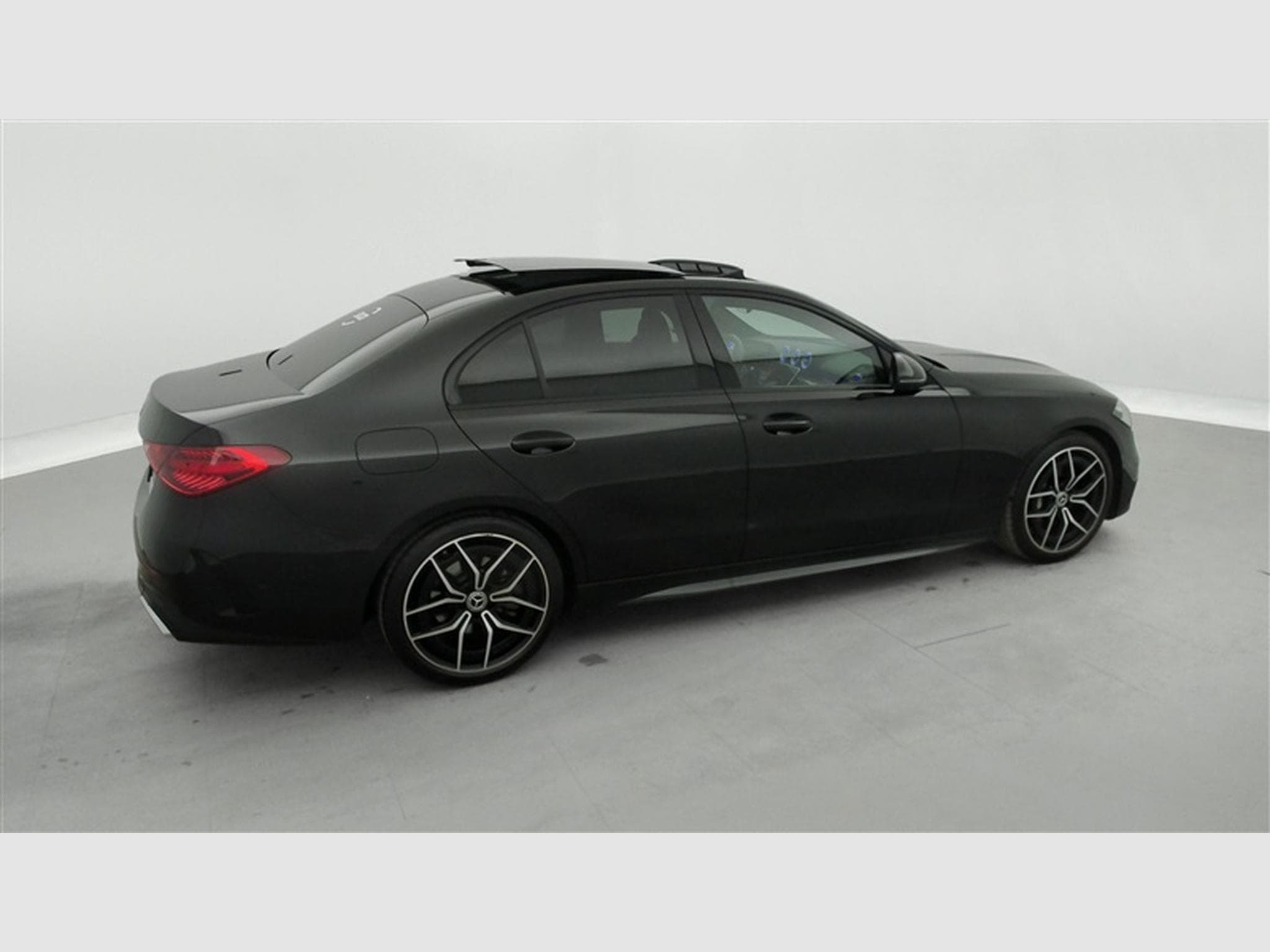 Mercedes C 180 Berline Star Edition Toit Pano / 360° camera / JA 19/... (2025) - Photo 24