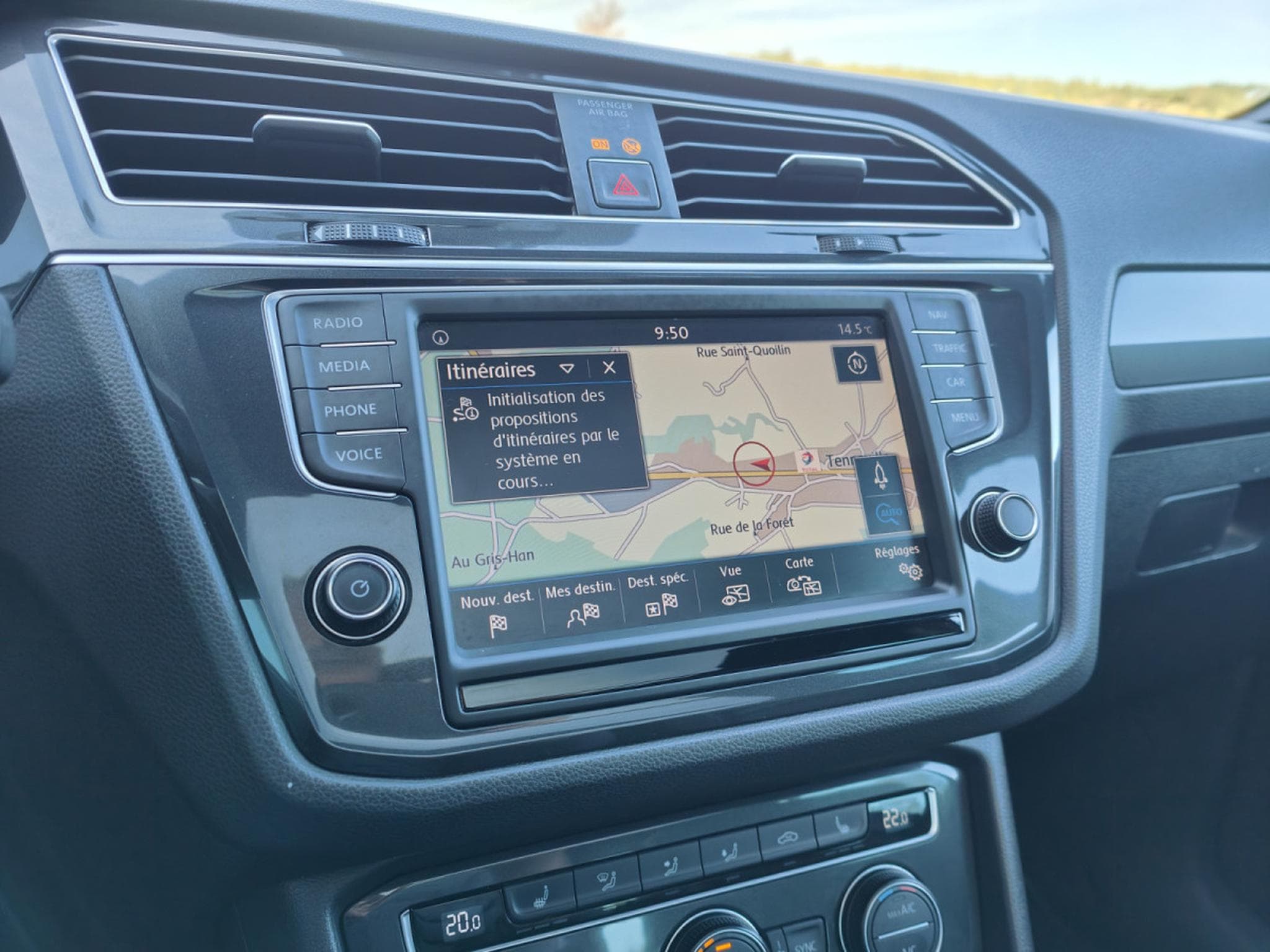 VW Tiguan 1.4 TSI R-LINE DSG CARPLAY GPS TOIT OUVRANT INTERIEUR CUIR (2017) - Photo 20