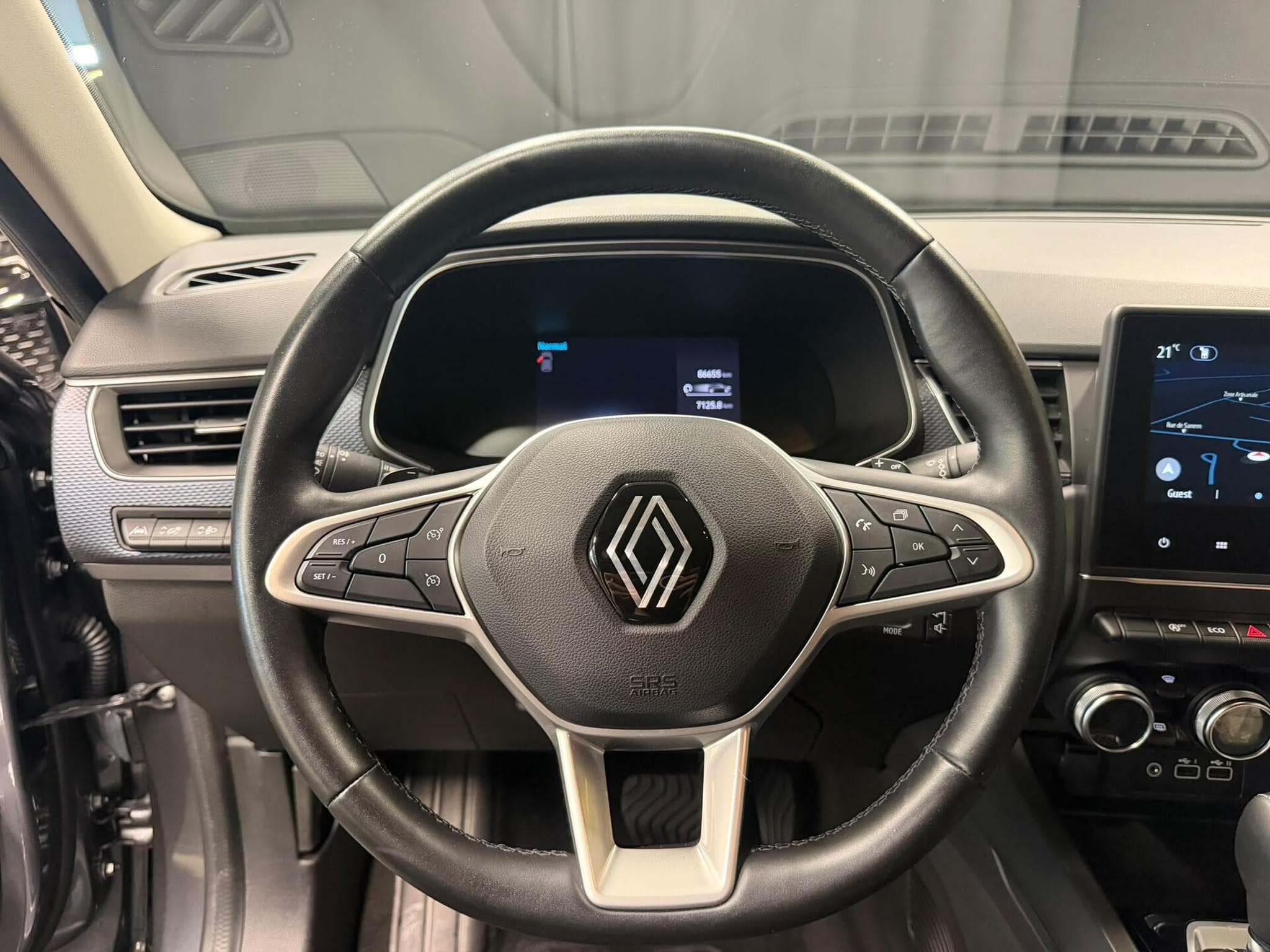 Renault ARKANA evolution (2024) - Photo 8