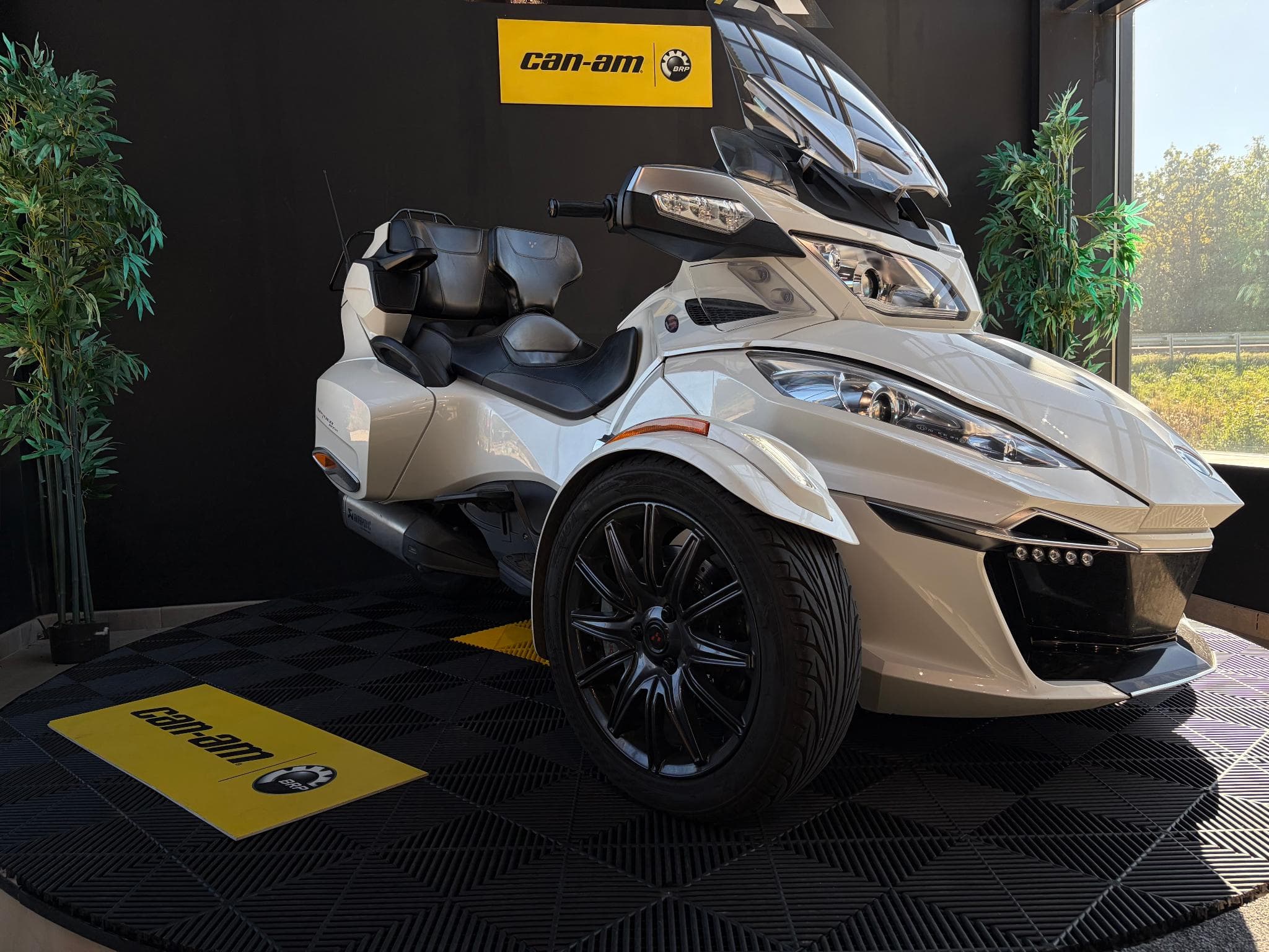 BRP Can-Am Spyder RT-S 1330 (2014) - Foto 6