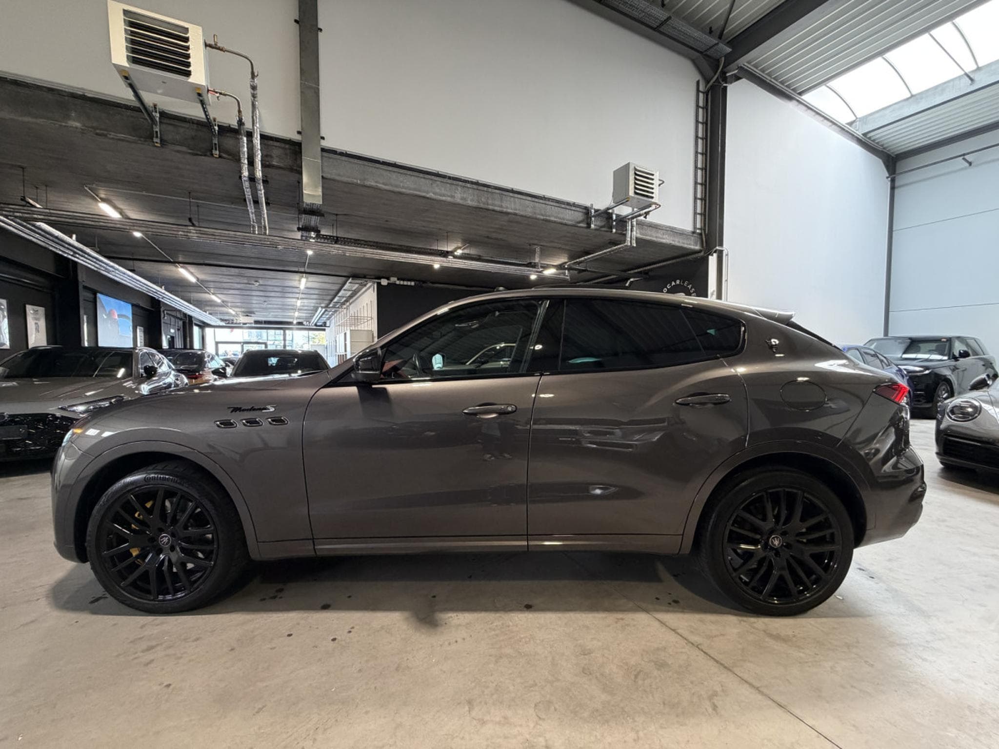 Maserati Levante Levante Modena S 3.0 V6 /PANO/ACC/360°/LUFT/Carbone /21/ (2022) - Photo 6